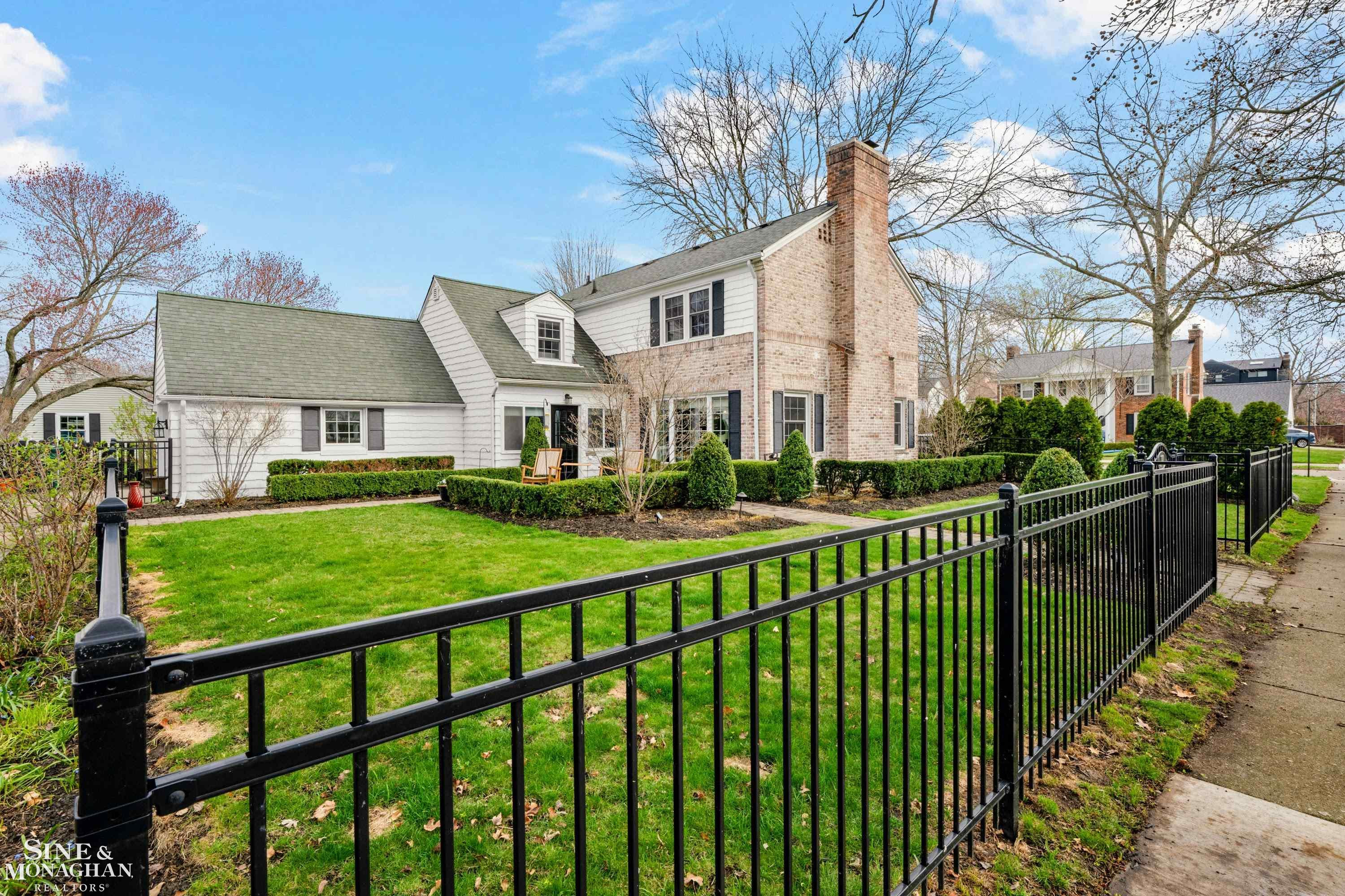 1101 Grayton Street, Grosse Pointe Park, MI 48230 — Photo 44