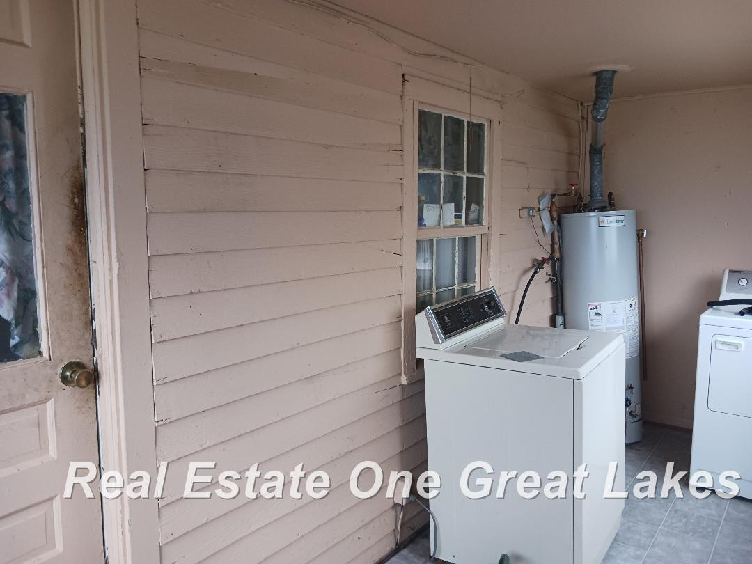 309 E North Street, Saint Charles, MI 48655 — Photo 6