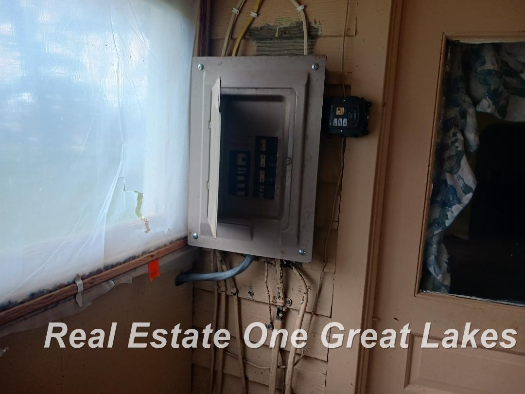 309 E North Street, Saint Charles, MI 48655 — Photo 7