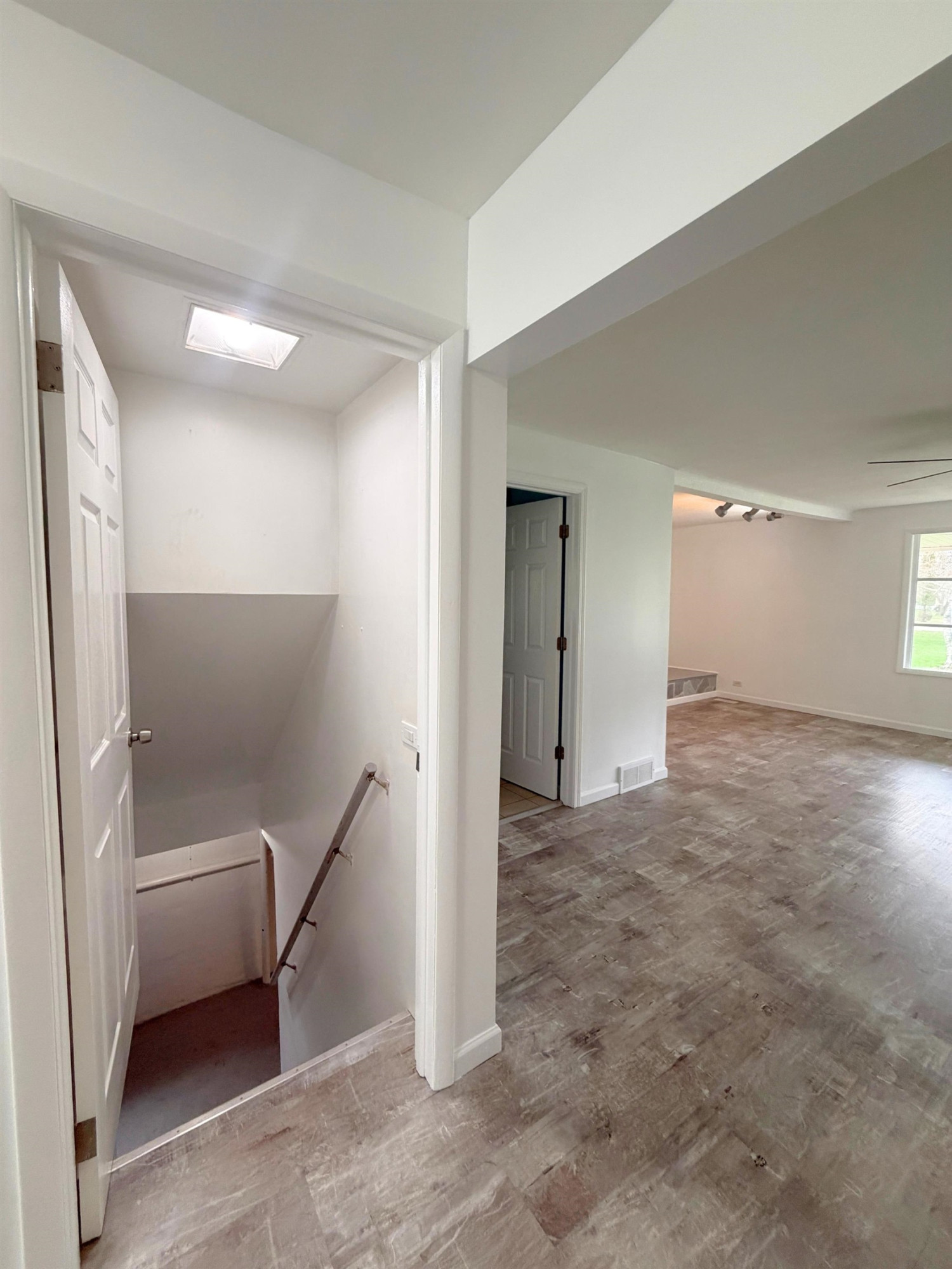 5468 Hubbard Drive, Flint, MI 48506 — Photo 29