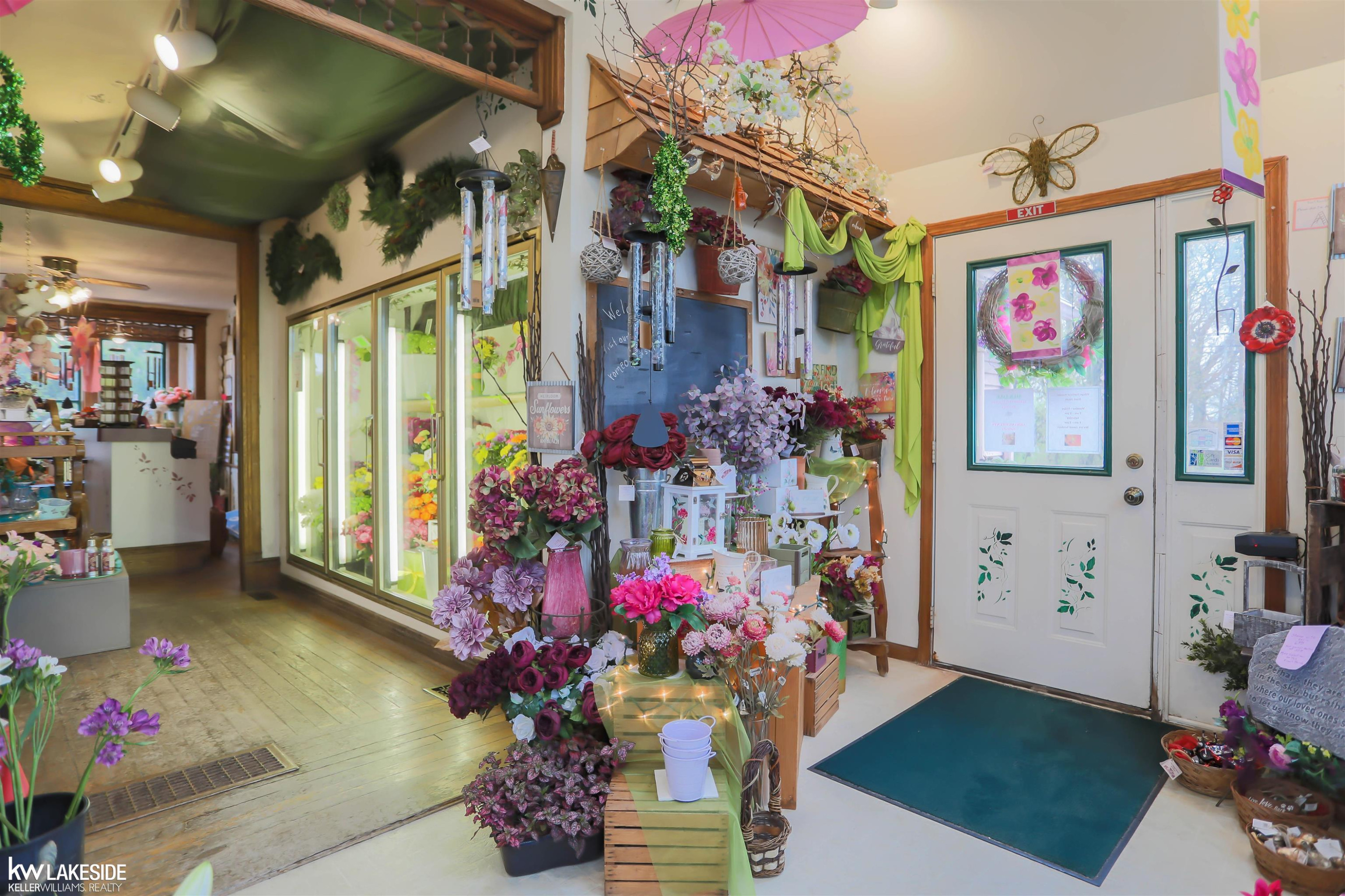 305 S Main Street, MI 48065 — Photo 11