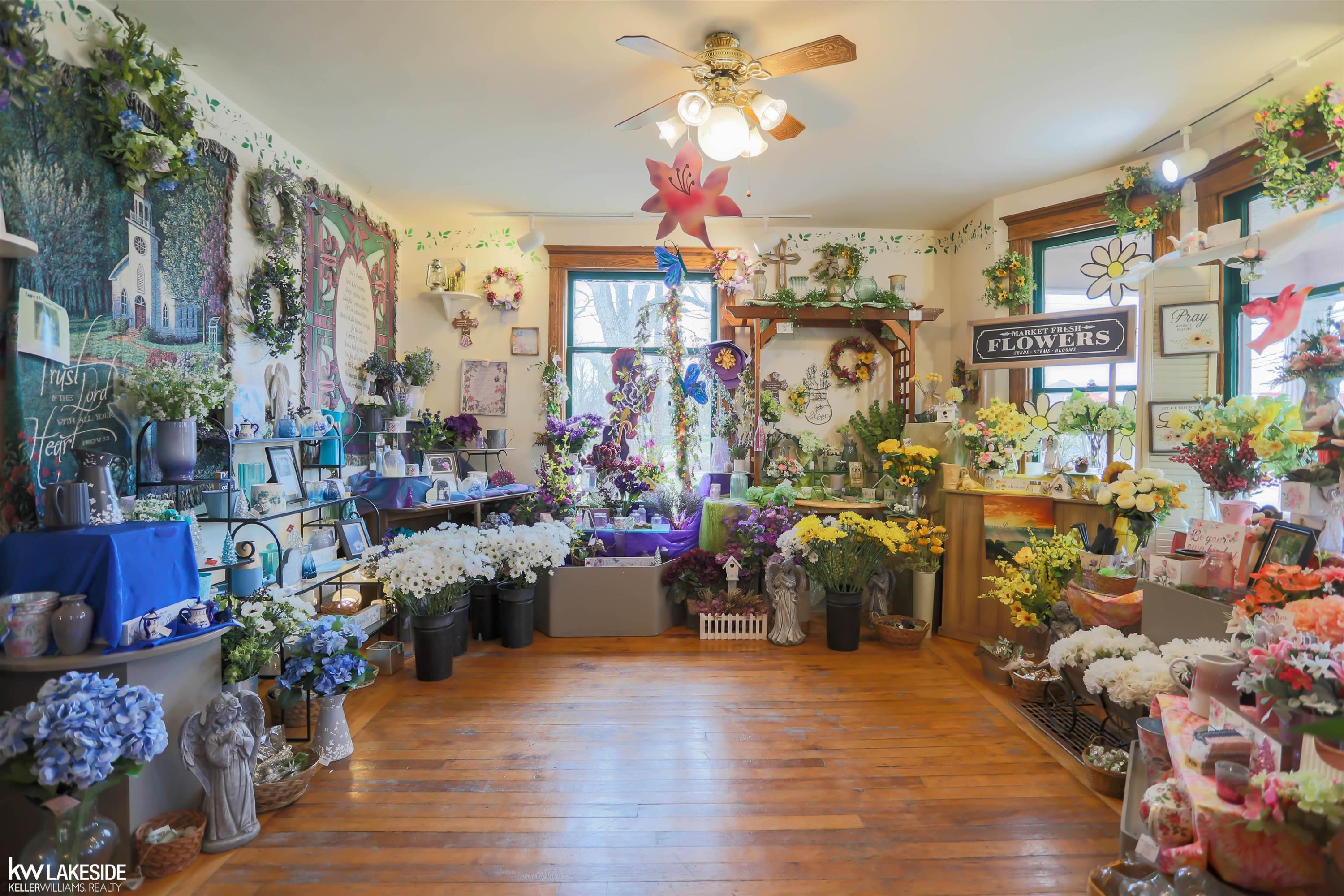 305 S Main Street, MI 48065 — Photo 24