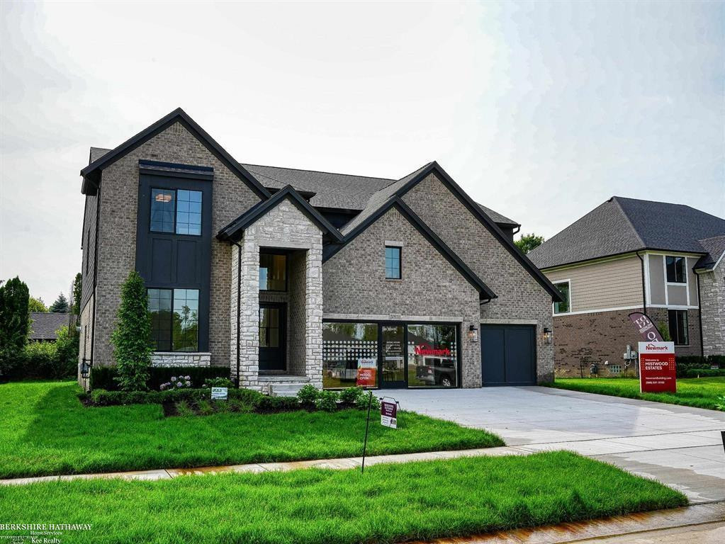 56688 Portsmouth Drive, Utica, MI, 48316