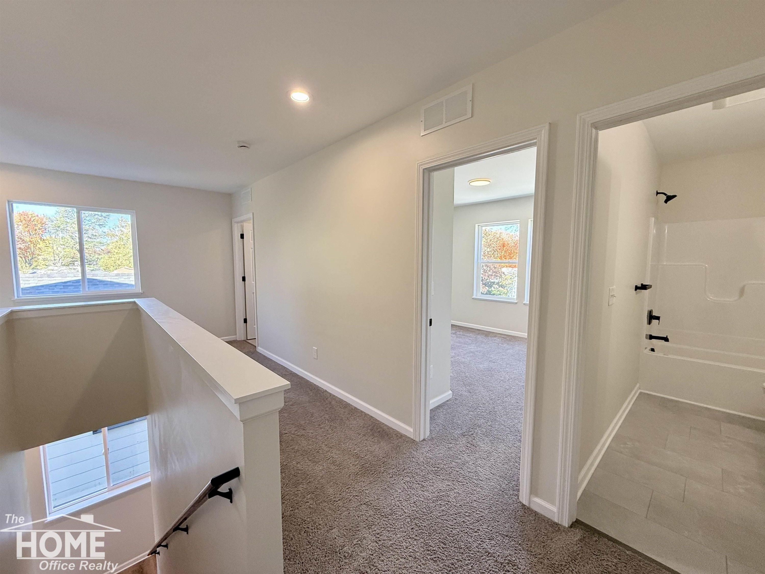 1046 S Pearce Street, Owosso, MI 48867 — Photo 8