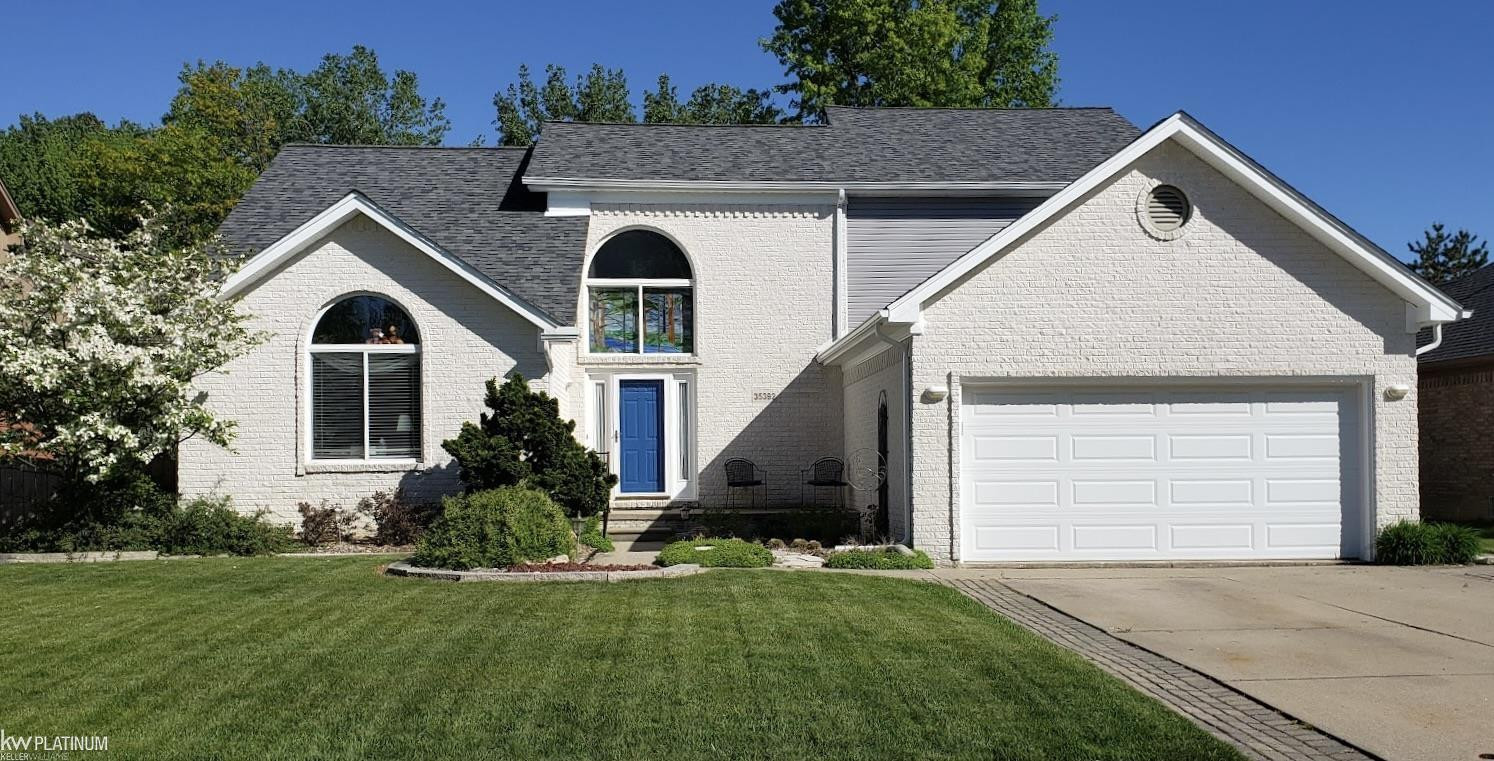 35392 St Clair Drive, New Baltimore, MI 48047 — front exterior