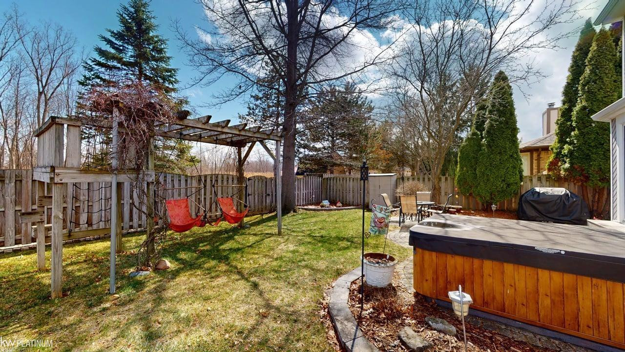 35392 St Clair Drive, New Baltimore, MI 48047 — Photo 55
