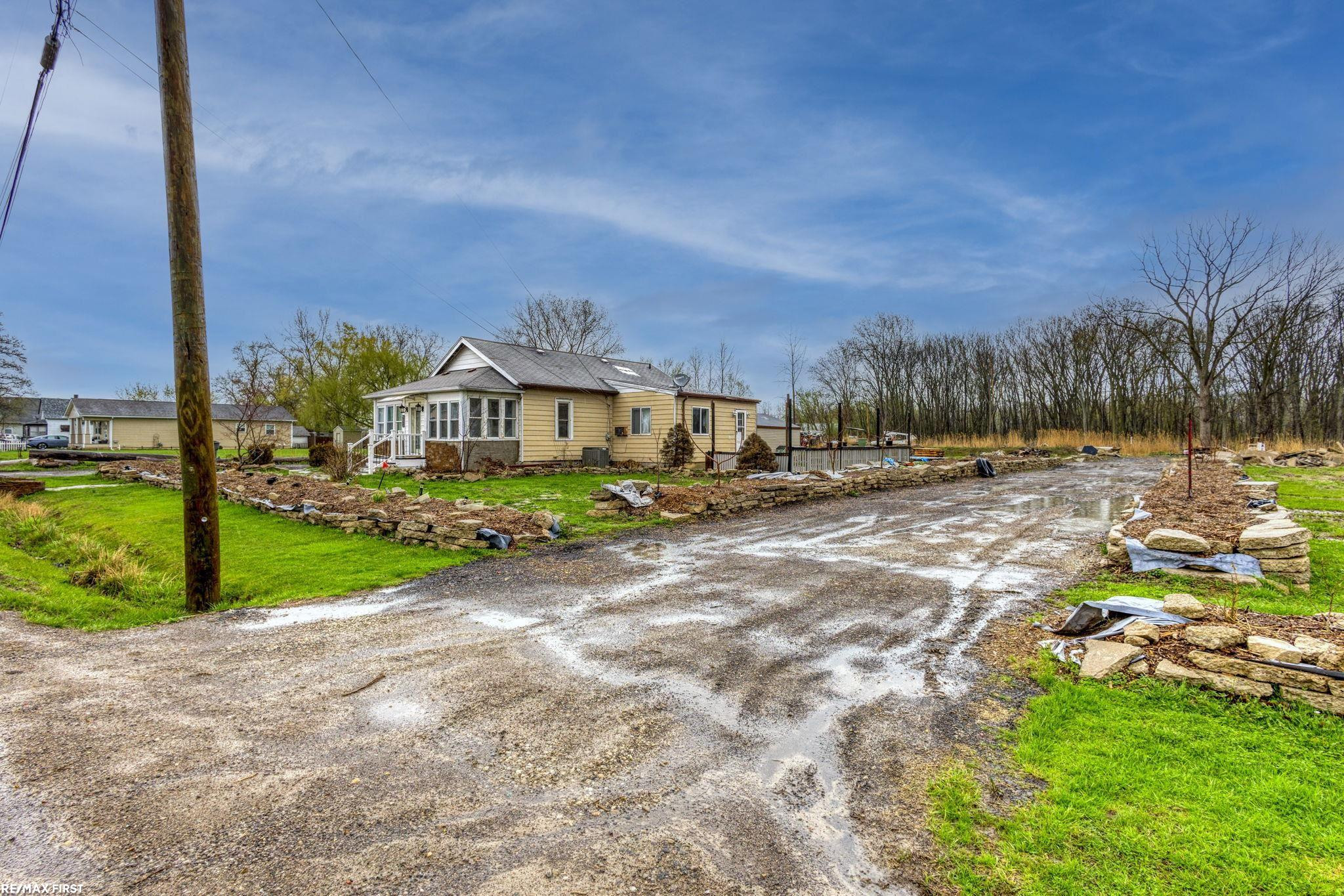 42550 La Croix St Street, Clinton Twp, MI 48036 — Photo 8