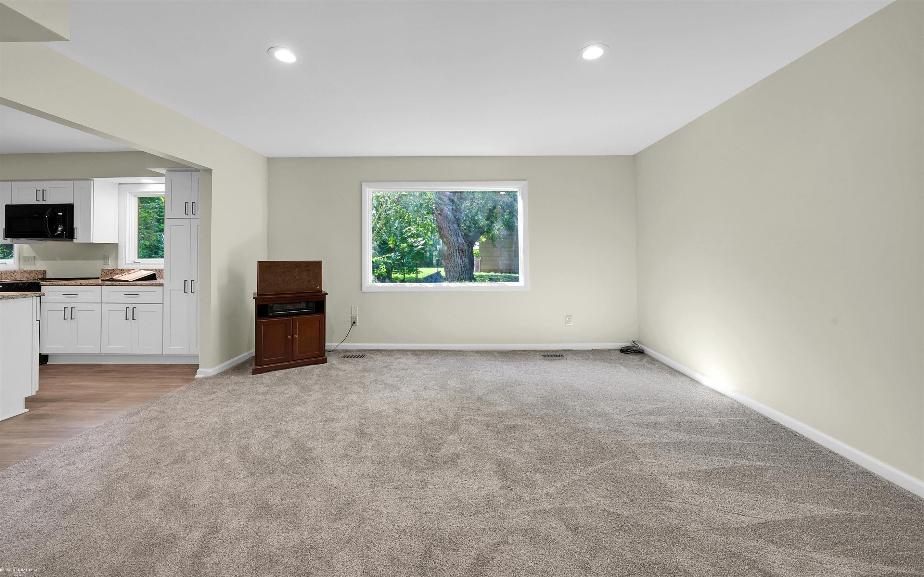 2700 Renshaw Drive, Troy, MI 48085 — Photo 22