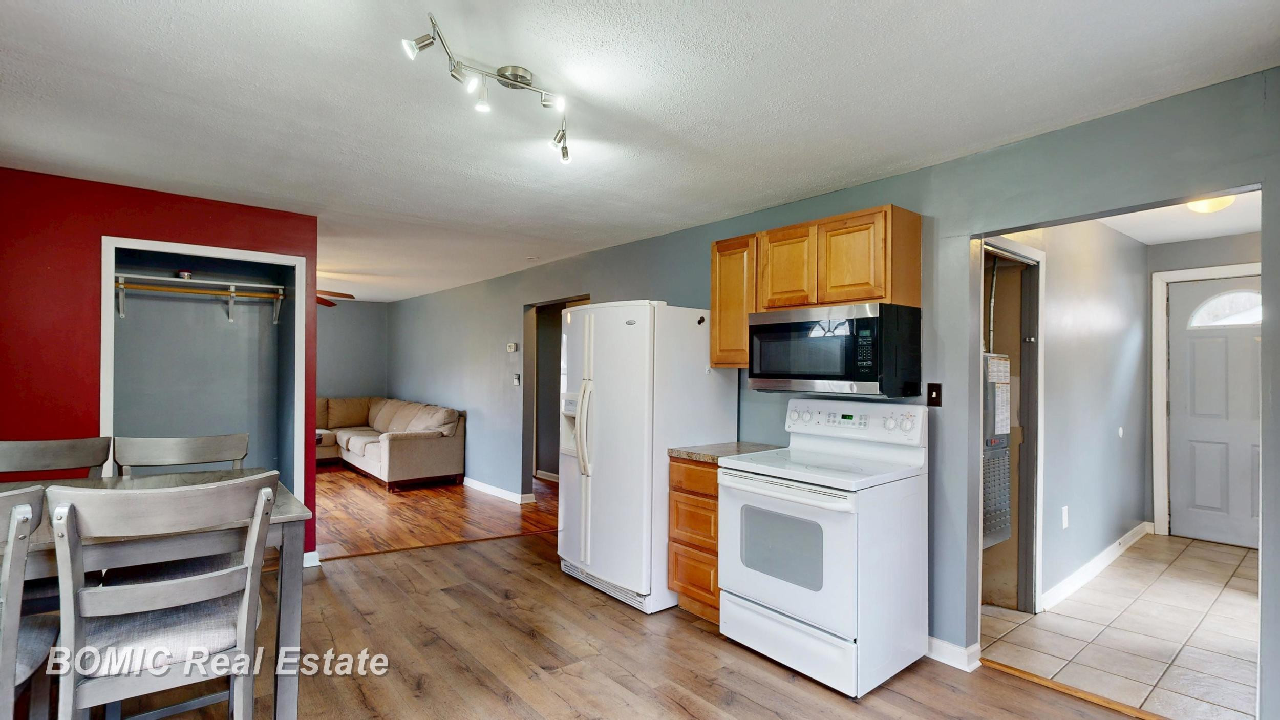 2751 E Deckerville Road, Caro, MI 48723 — Photo 2