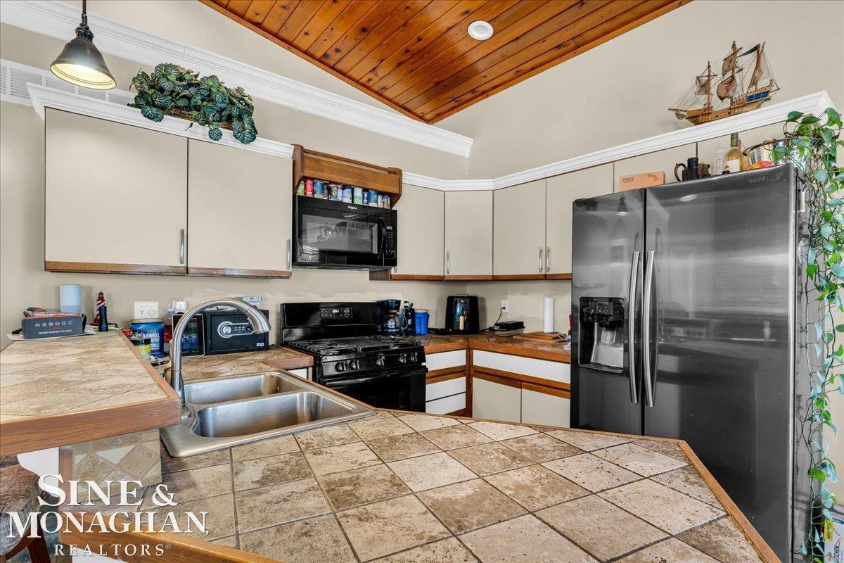 7846 Stark Drive, MI 48001 — Photo 45