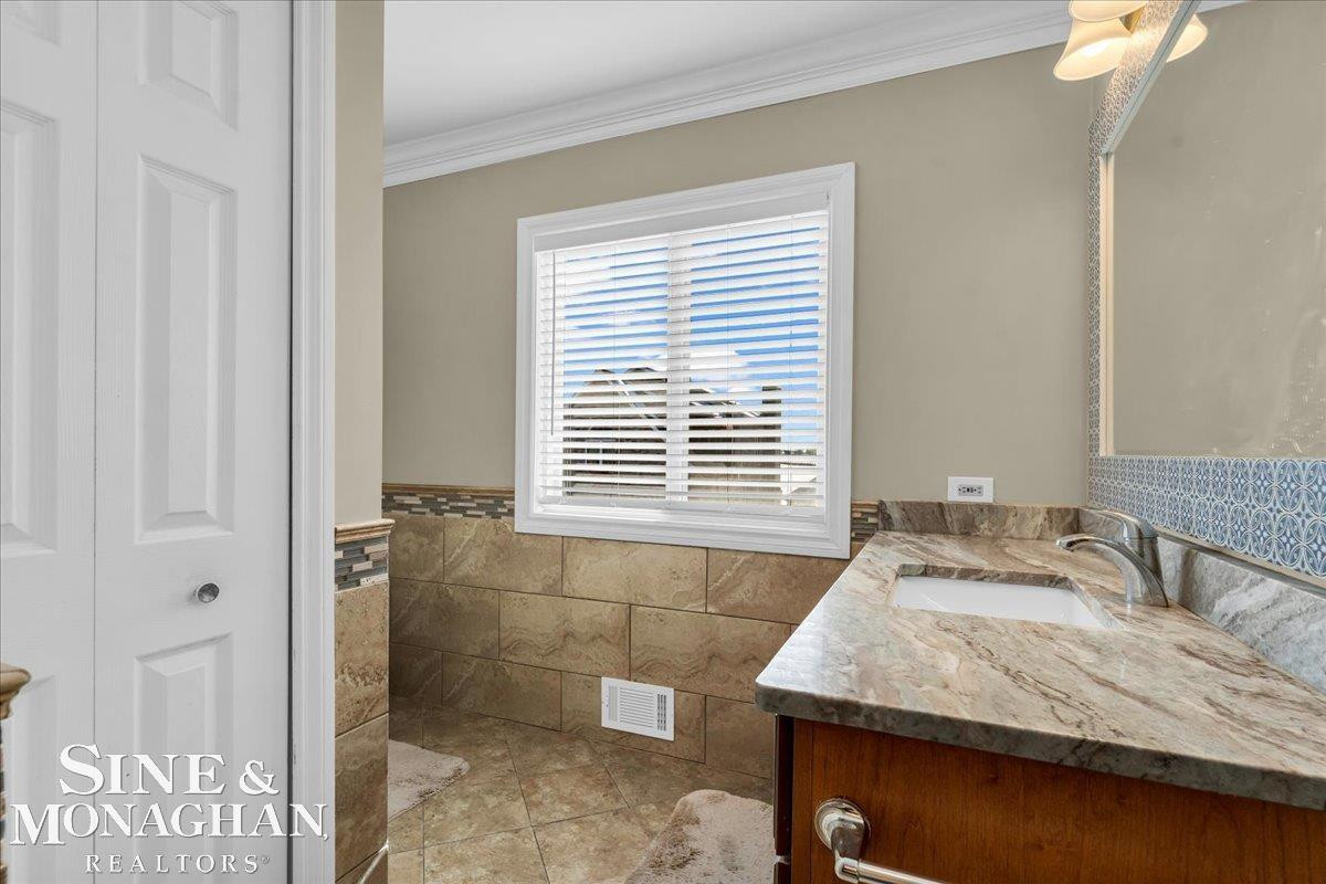 7846 Stark Drive, MI 48001 — Photo 49