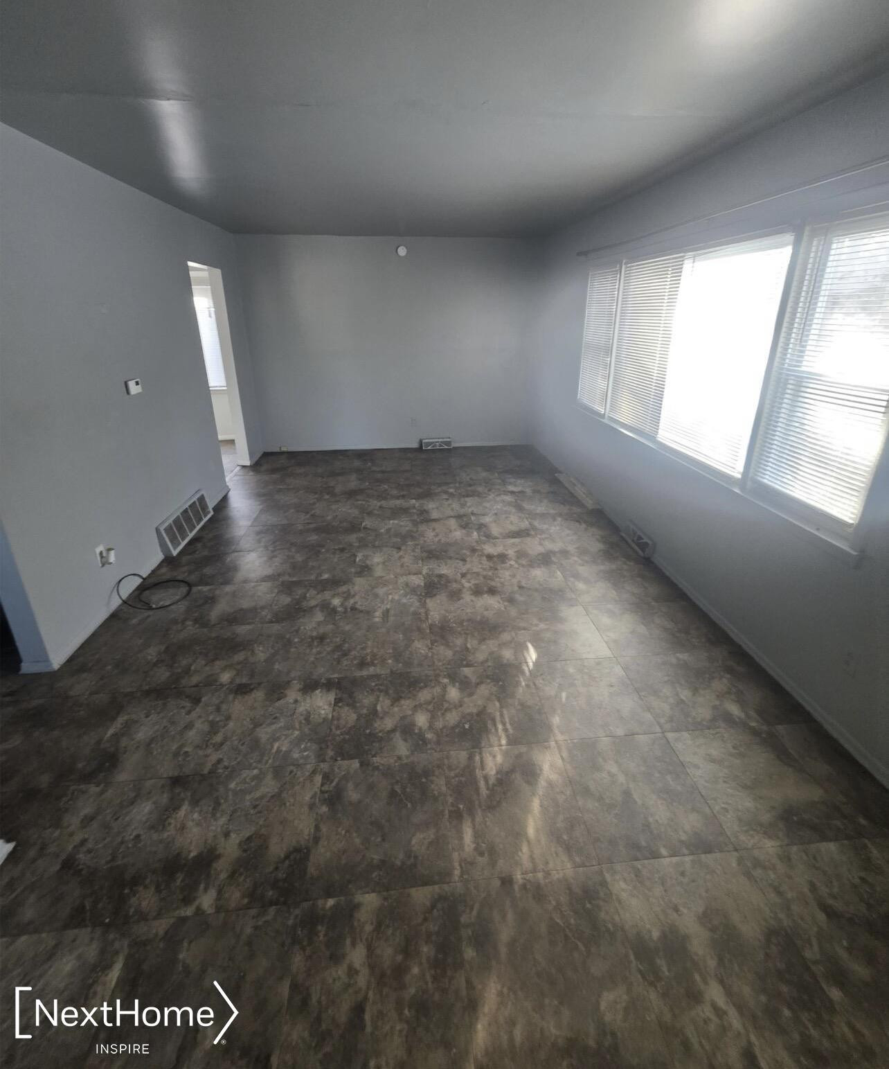 929 W Genesee Street, Flint, MI 48504 — Photo 4