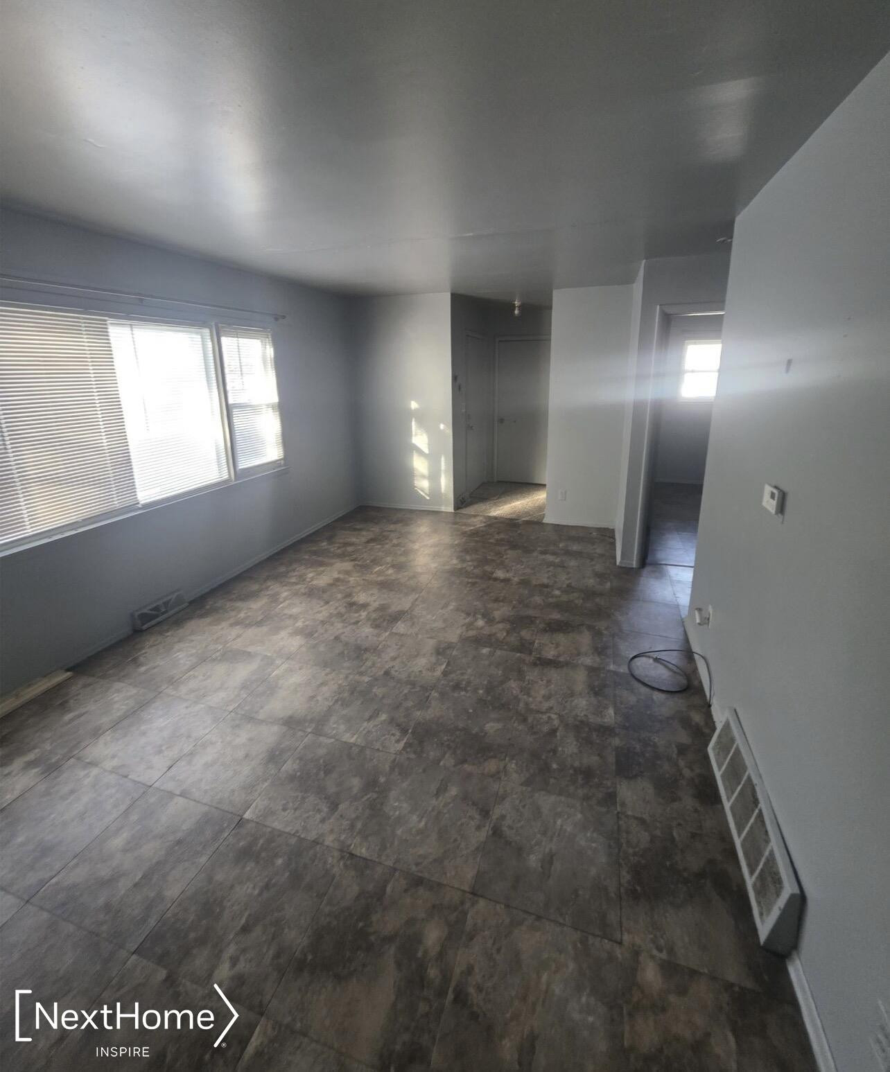 929 W Genesee Street, Flint, MI 48504 — Photo 5