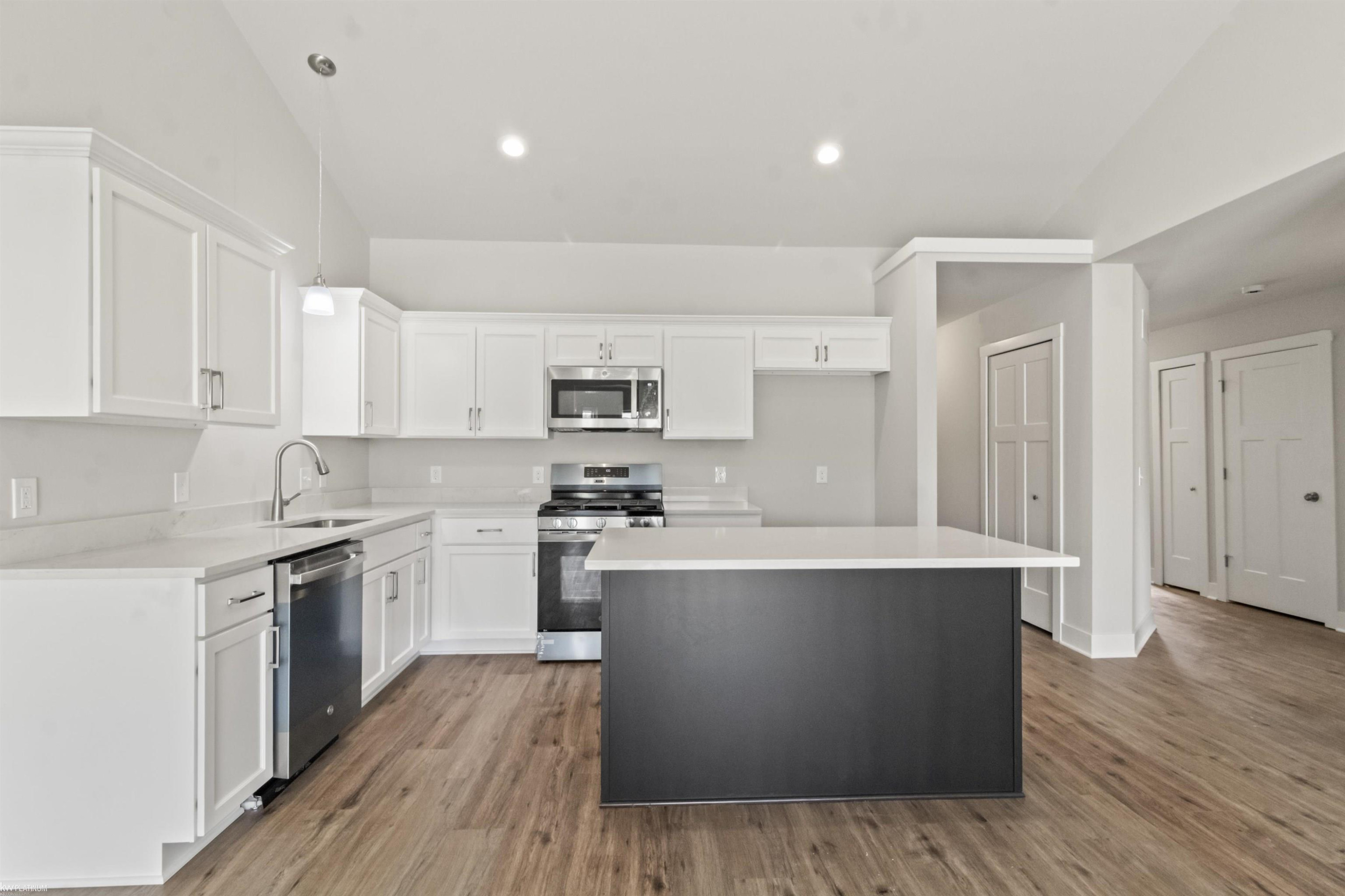 48389 Applegrove Lane, New Baltimore, MI — Photo 6