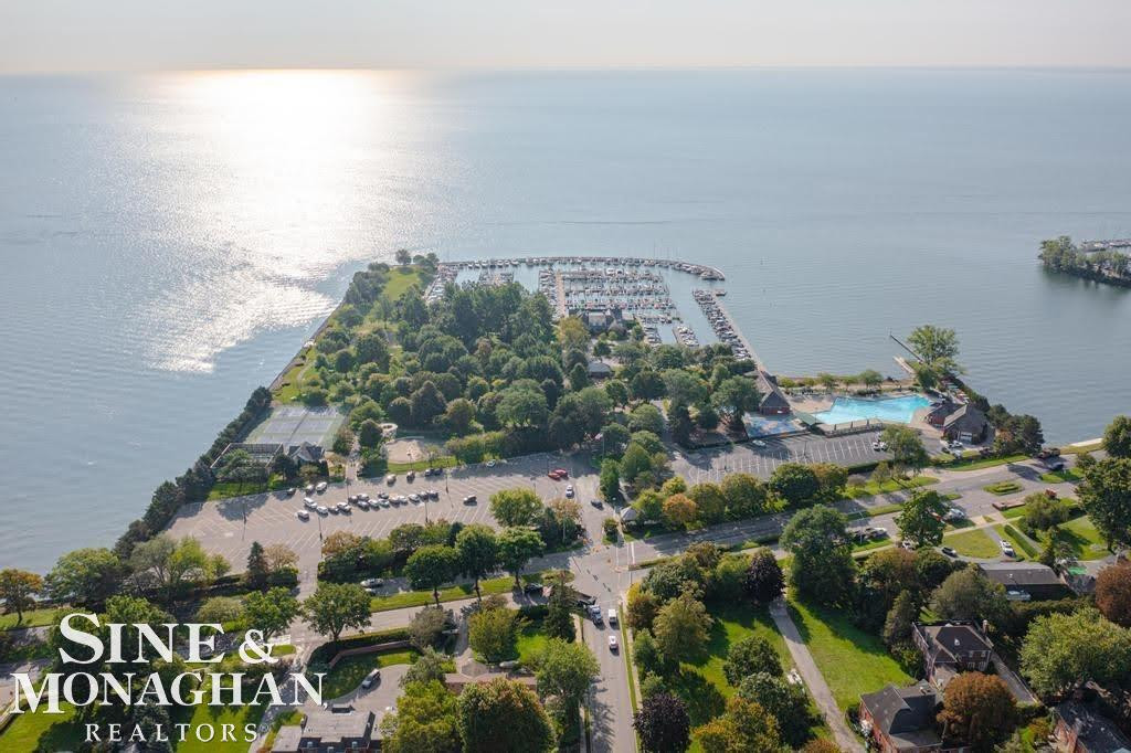 318 Kerby Rd Road, Grosse Pointe Farms, MI 48236 — Photo 36