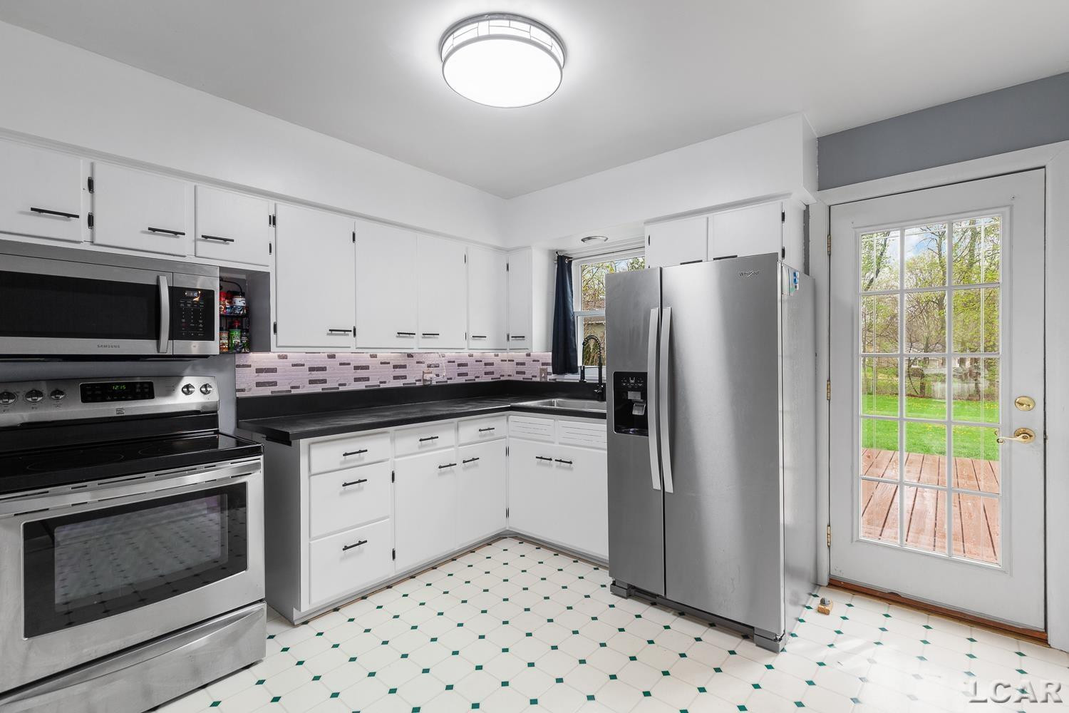 962 Vine Street, Adrian, MI 49221 — Photo 13