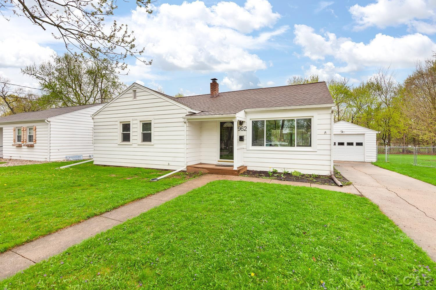 962 Vine Street, Adrian, MI 49221 — Photo 35