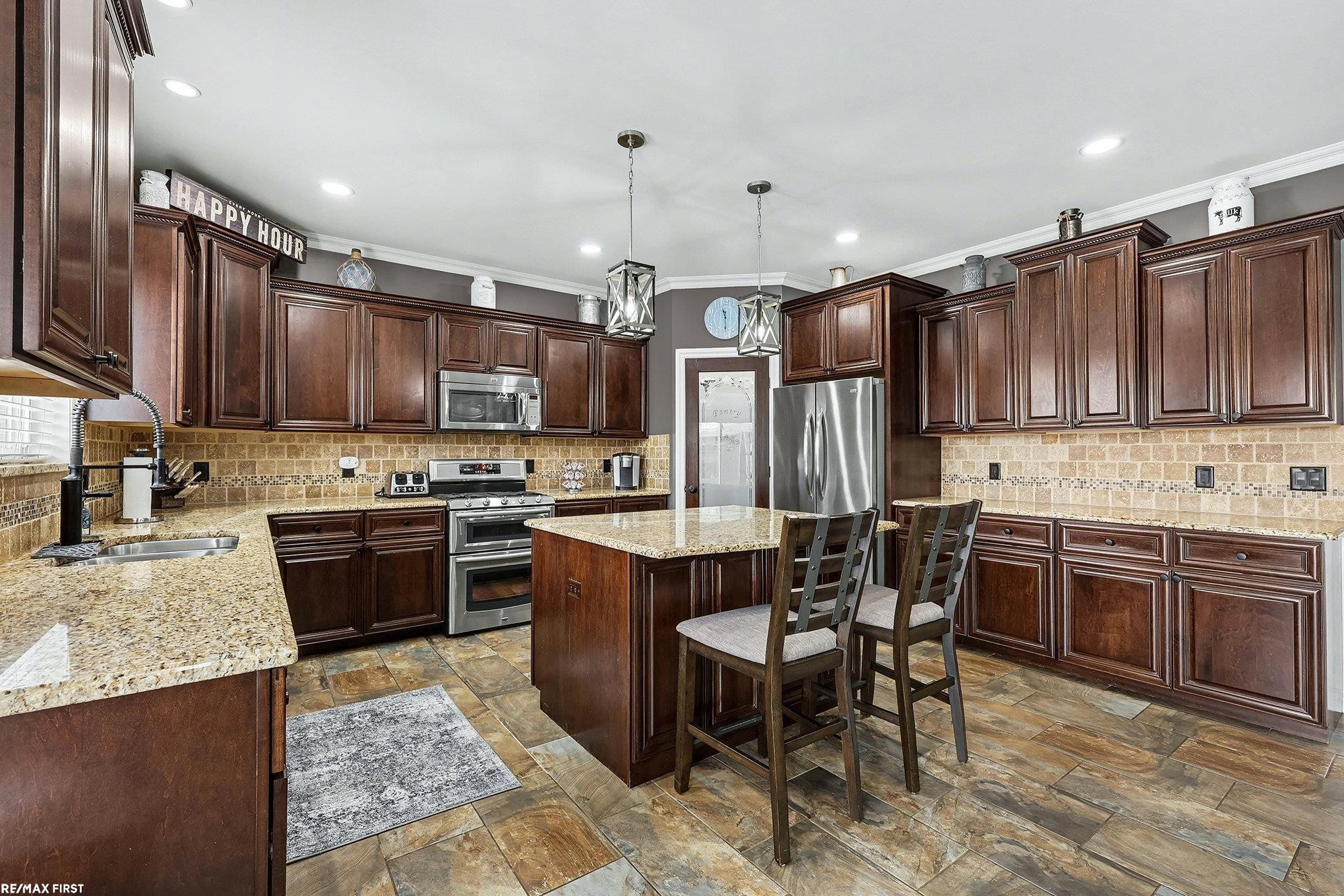 18011 Humber Bridge Drive Drive, Macomb, MI 48042 — Photo 9