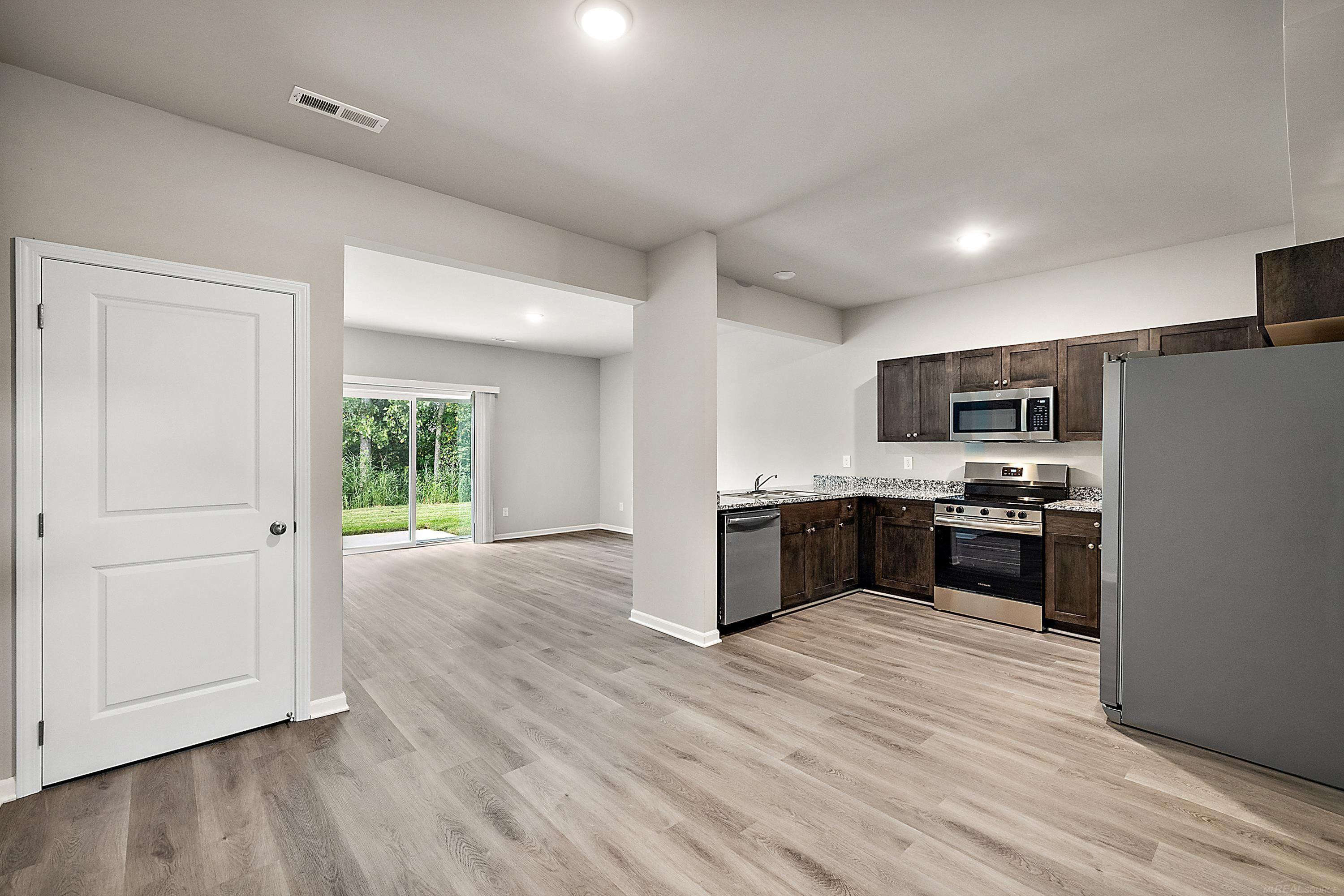 28279 Loews Drive, Bldg 8 Unit 7G, MI — Photo 15