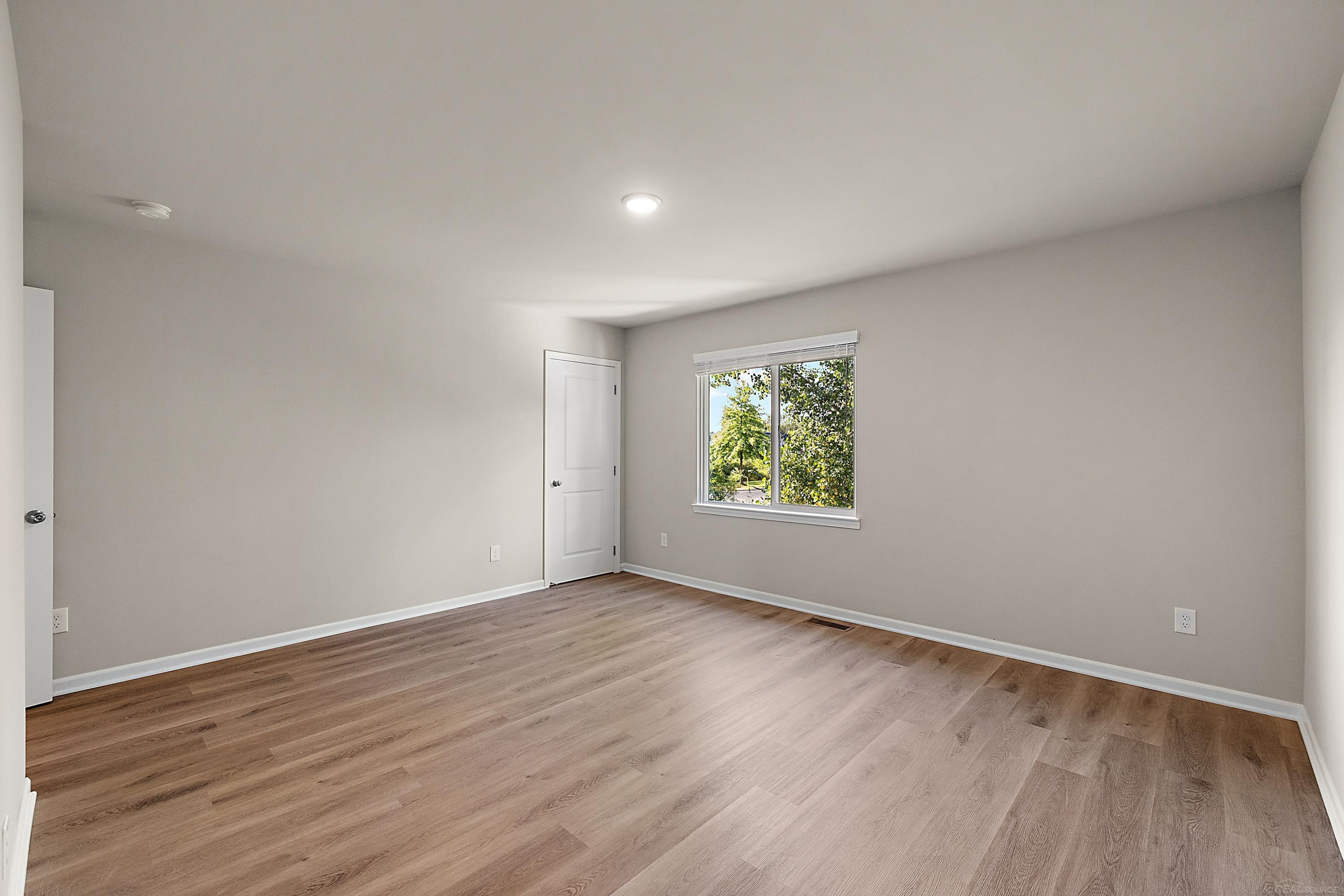 28279 Loews Drive, Bldg 8 Unit 7G, MI — Photo 33