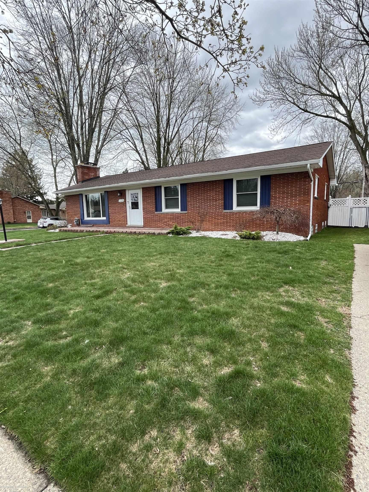 25284 Saint Christopher Drive, MI — Photo 2