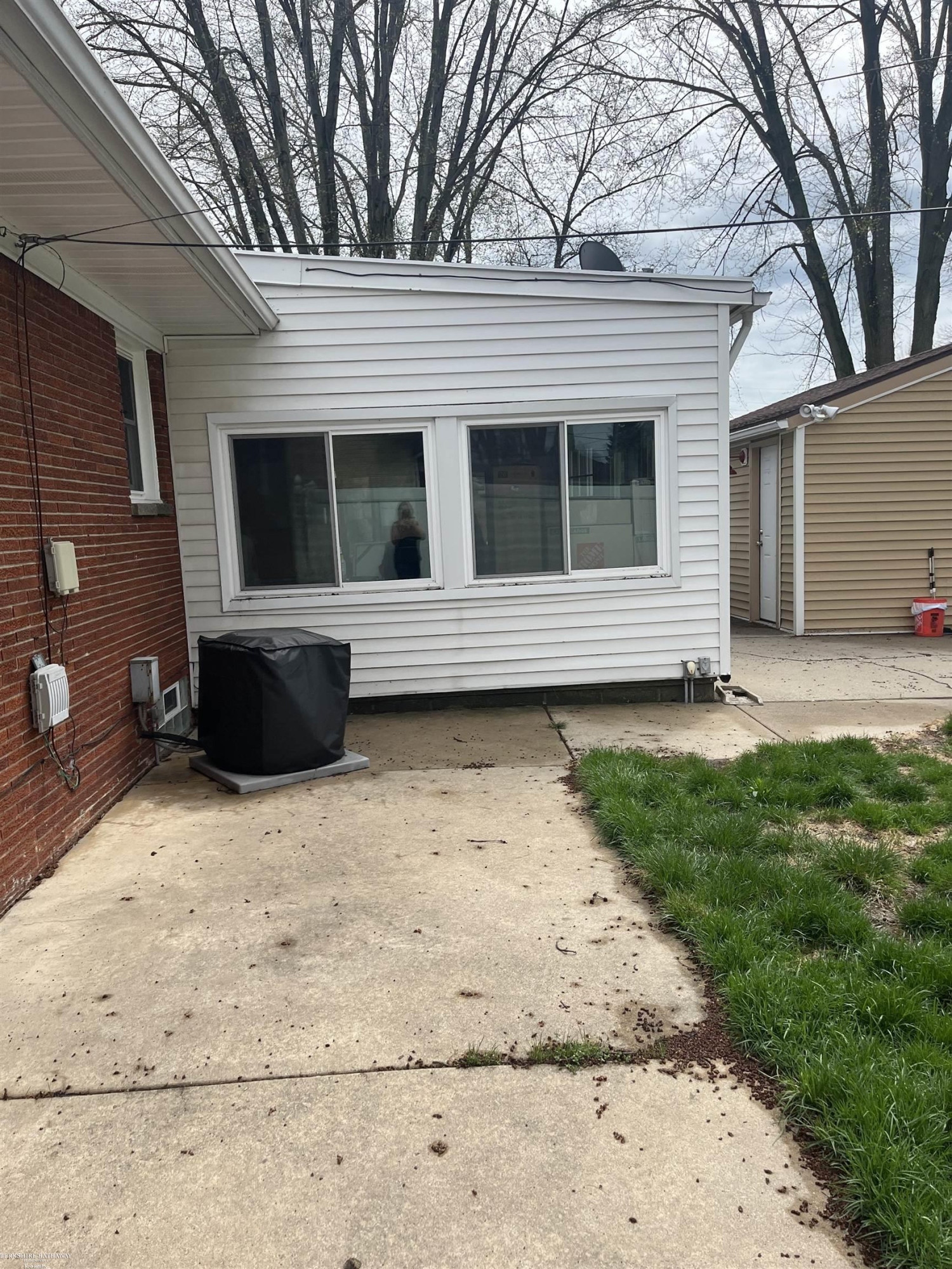 25284 Saint Christopher Drive, MI — Photo 36