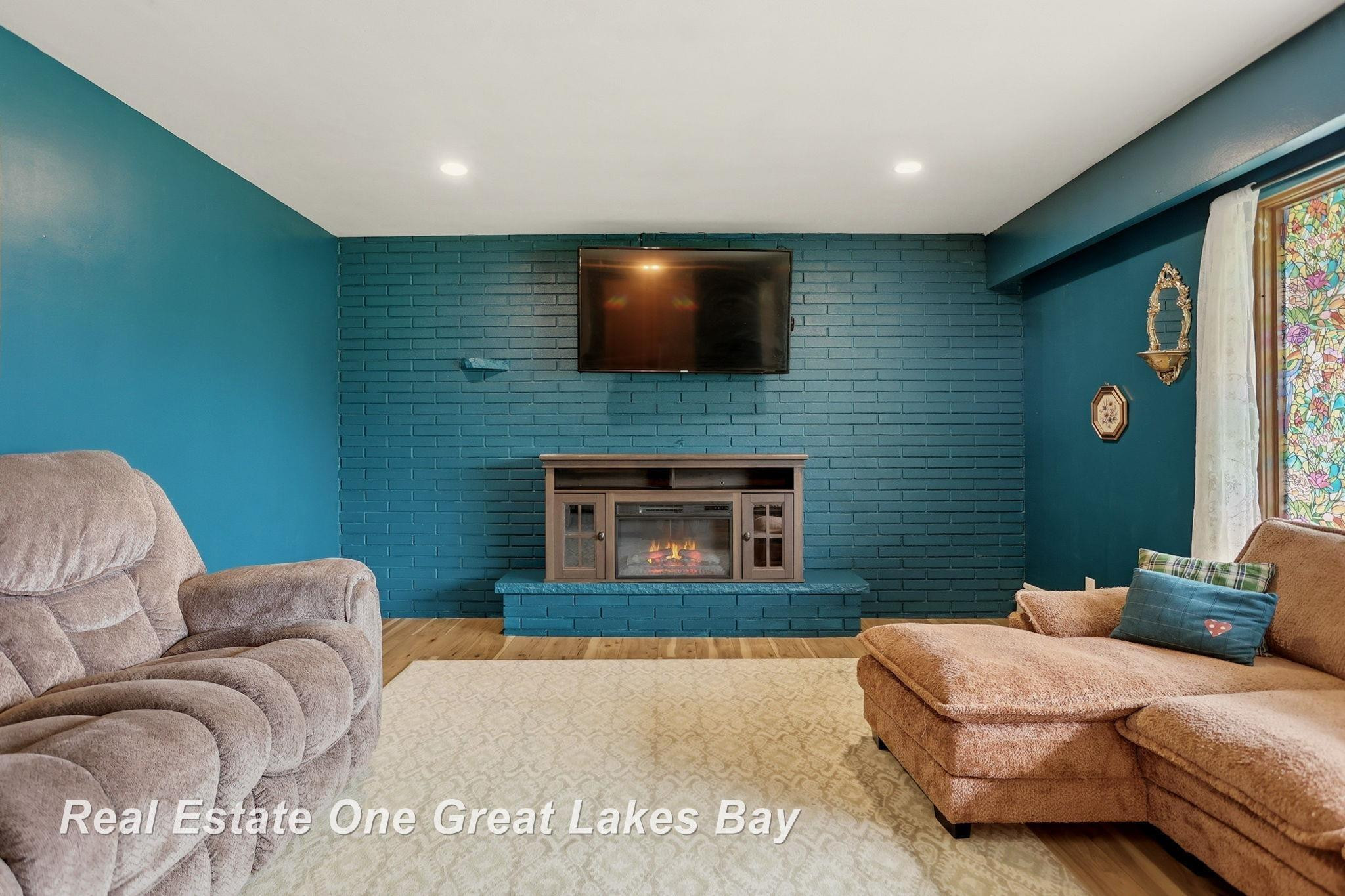 420 S Johnson Street, Merrill, MI 48637 — Photo 10
