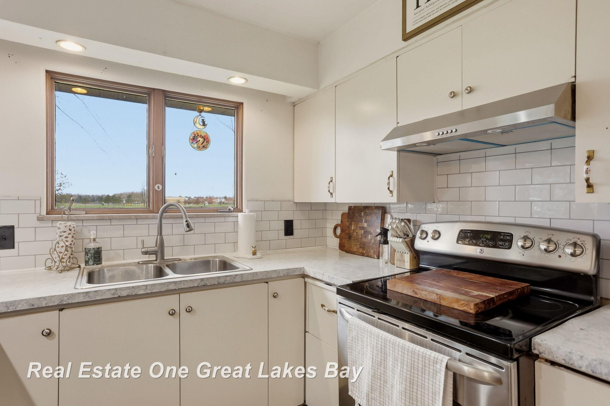 420 S Johnson Street, Merrill, MI 48637 — Photo 18