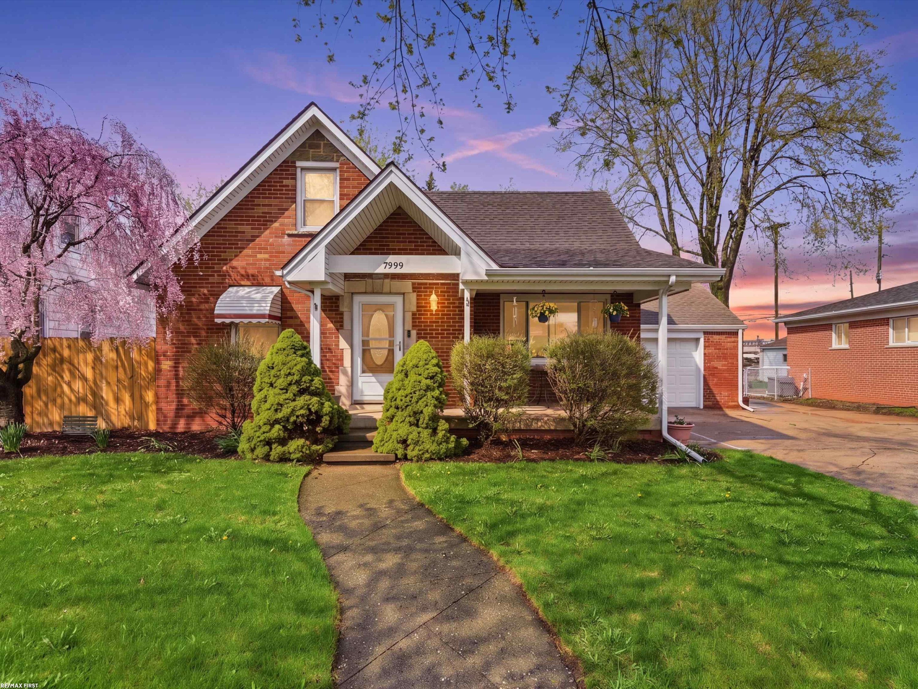 7399 Mckinley Avenue, Center Line, MI 48015 — front exterior