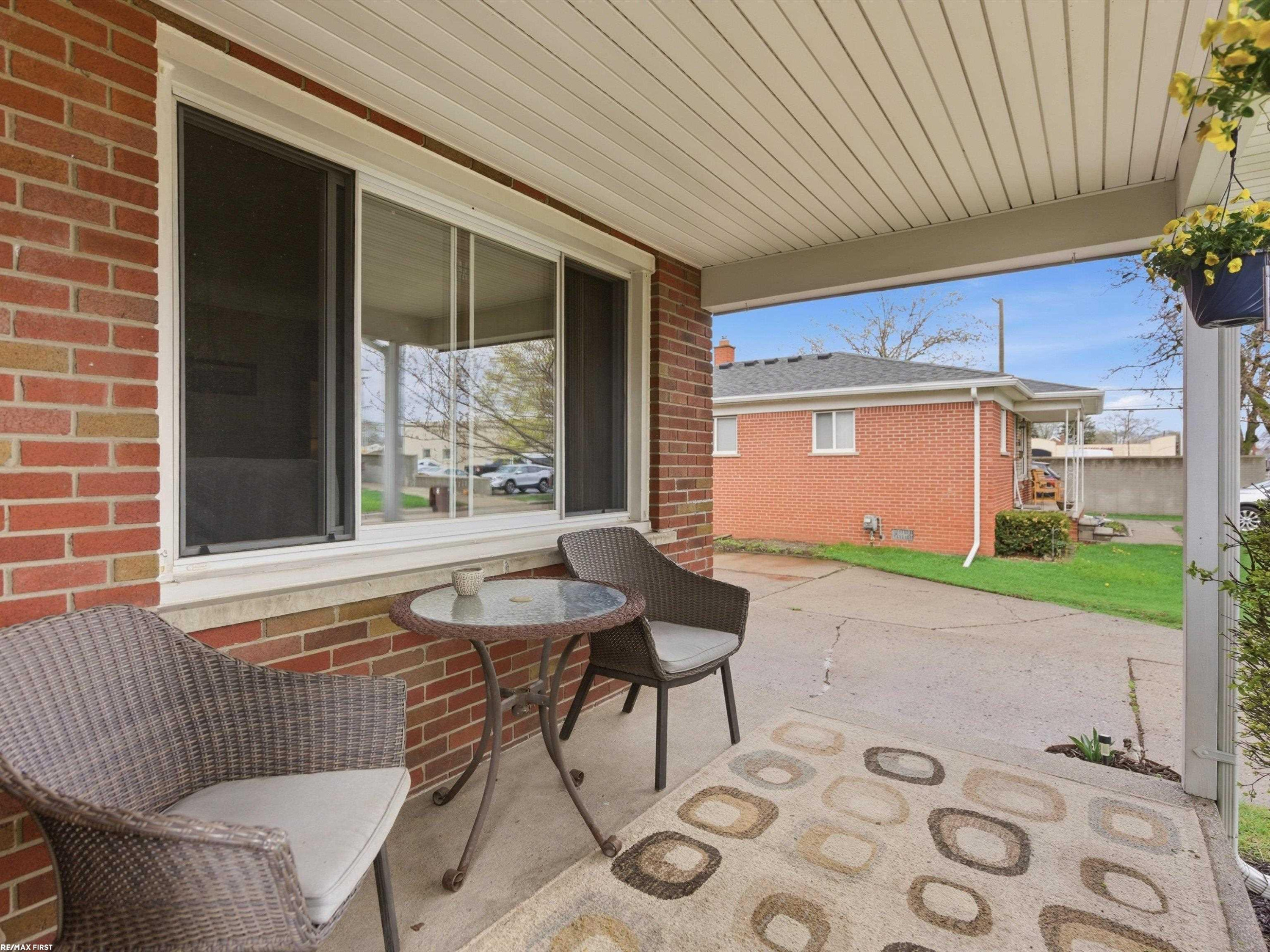 7399 Mckinley Avenue, Center Line, MI 48015 — Photo 3