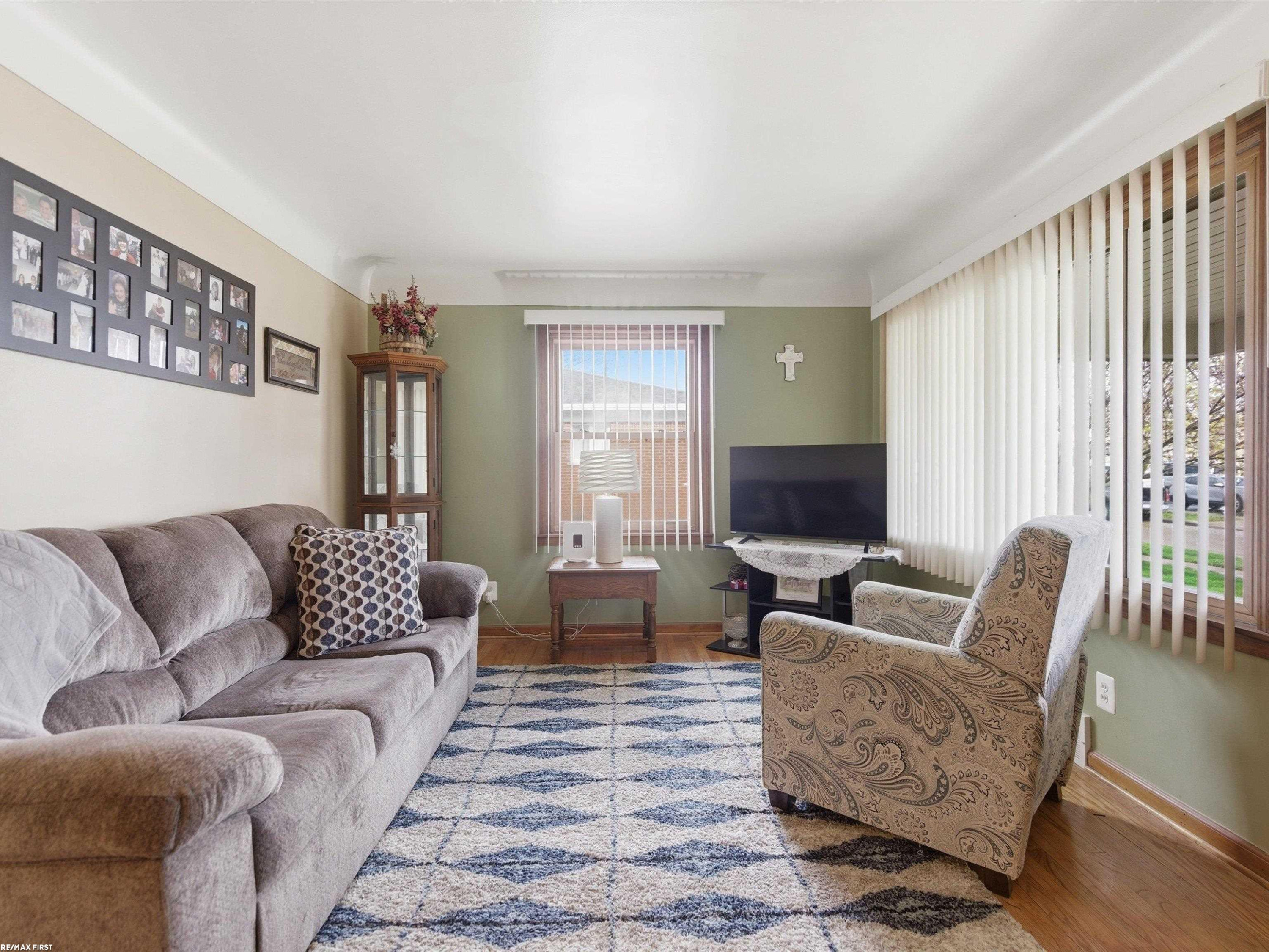 7399 Mckinley Avenue, Center Line, MI 48015 — Photo 6