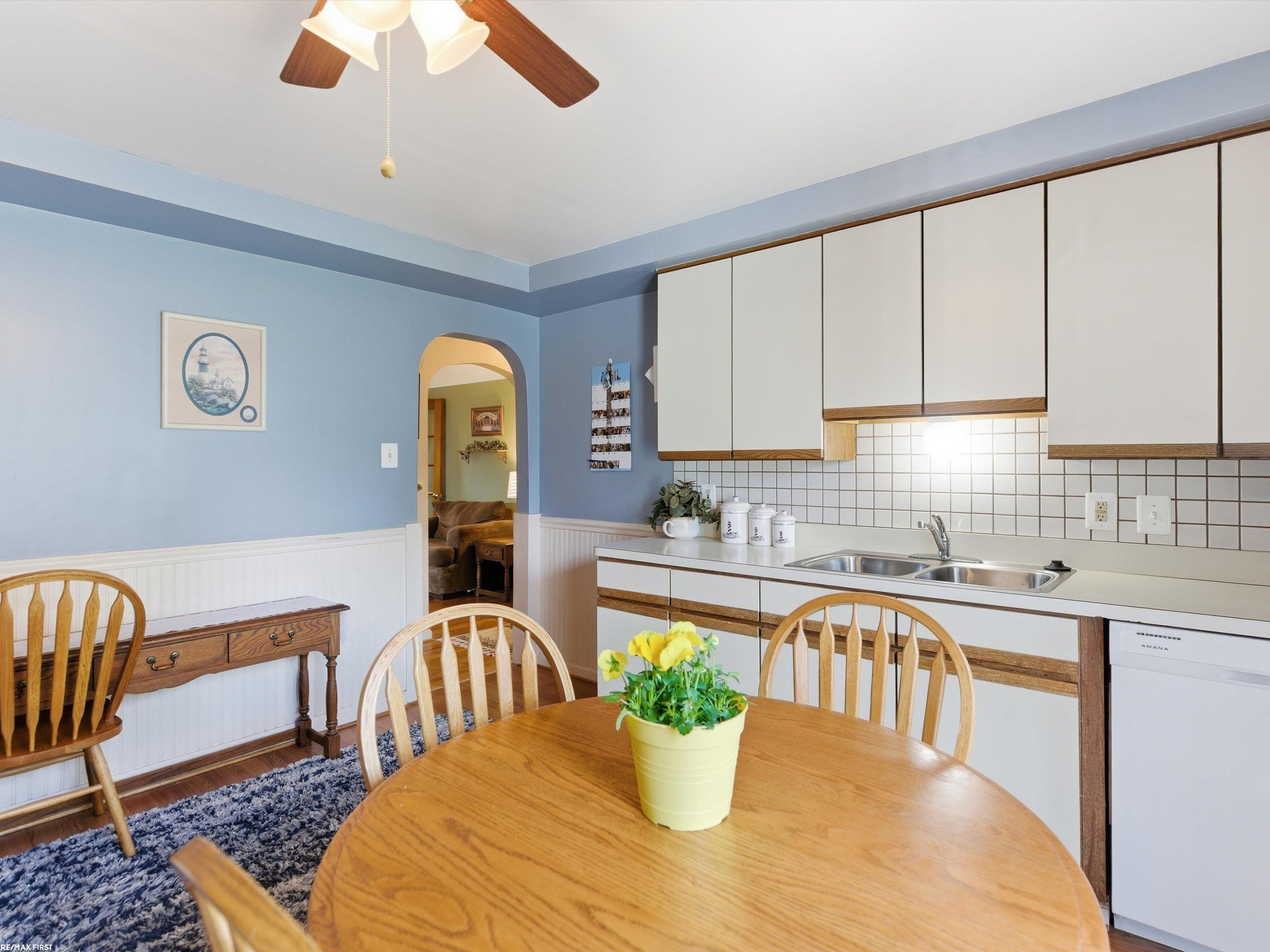 7399 Mckinley Avenue, Center Line, MI 48015 — Photo 11