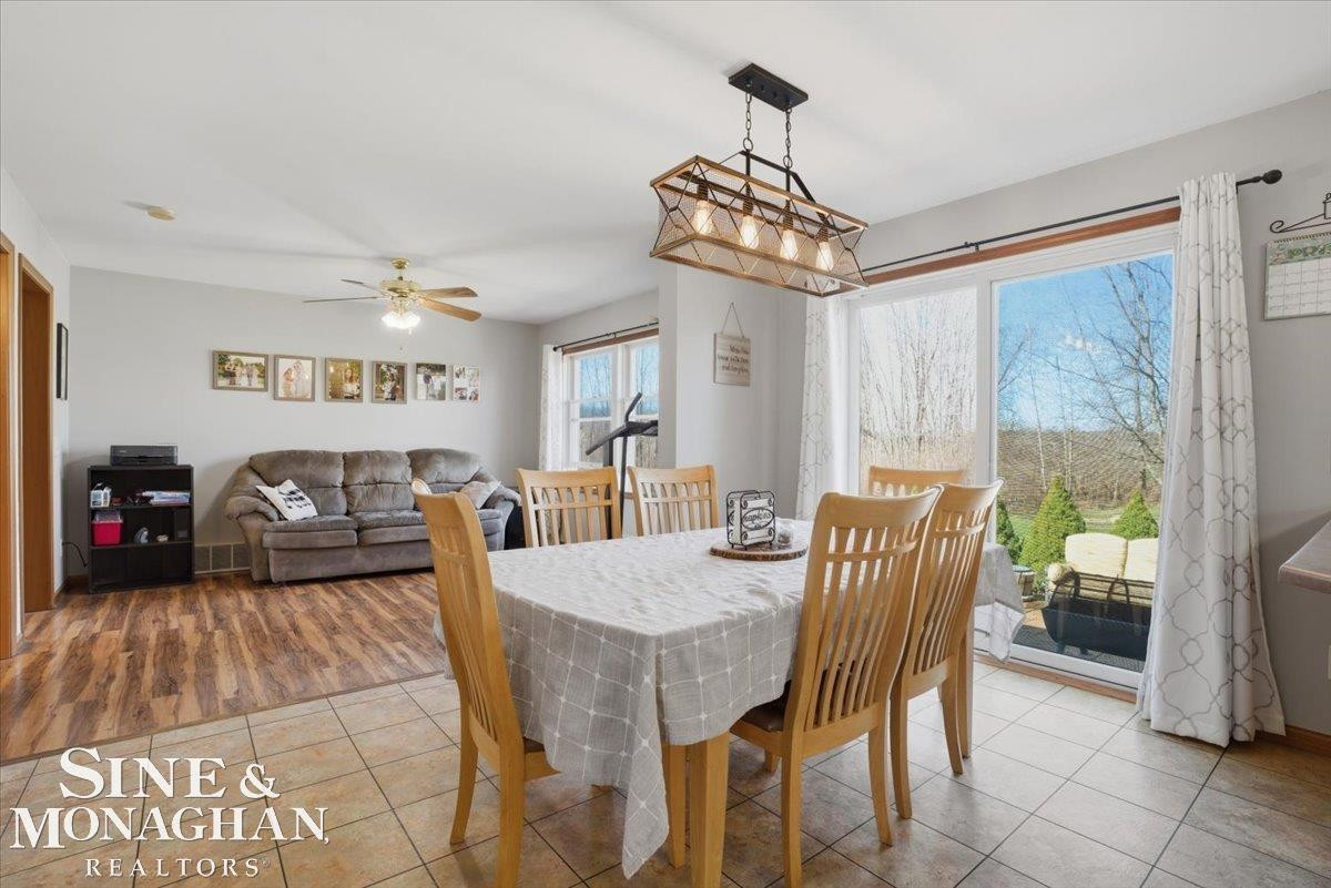 2024 Deer Meadow Lane, MI 48079 — Photo 8