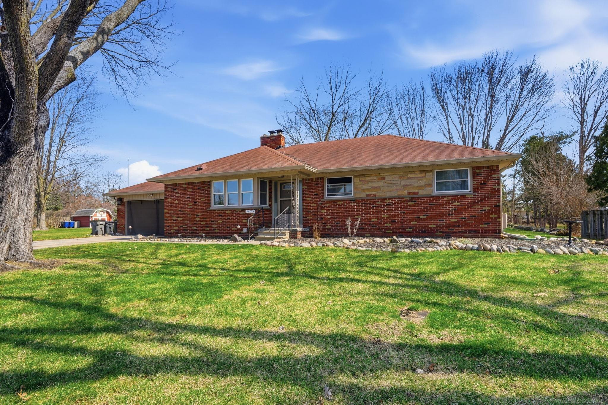 36194 Putnam Street, Clinton Twp, MI 48035 — Photo 2