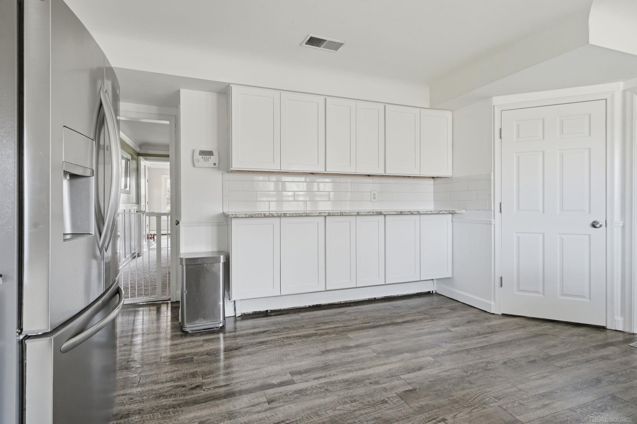 36194 Putnam Street, Clinton Twp, MI 48035 — Photo 14