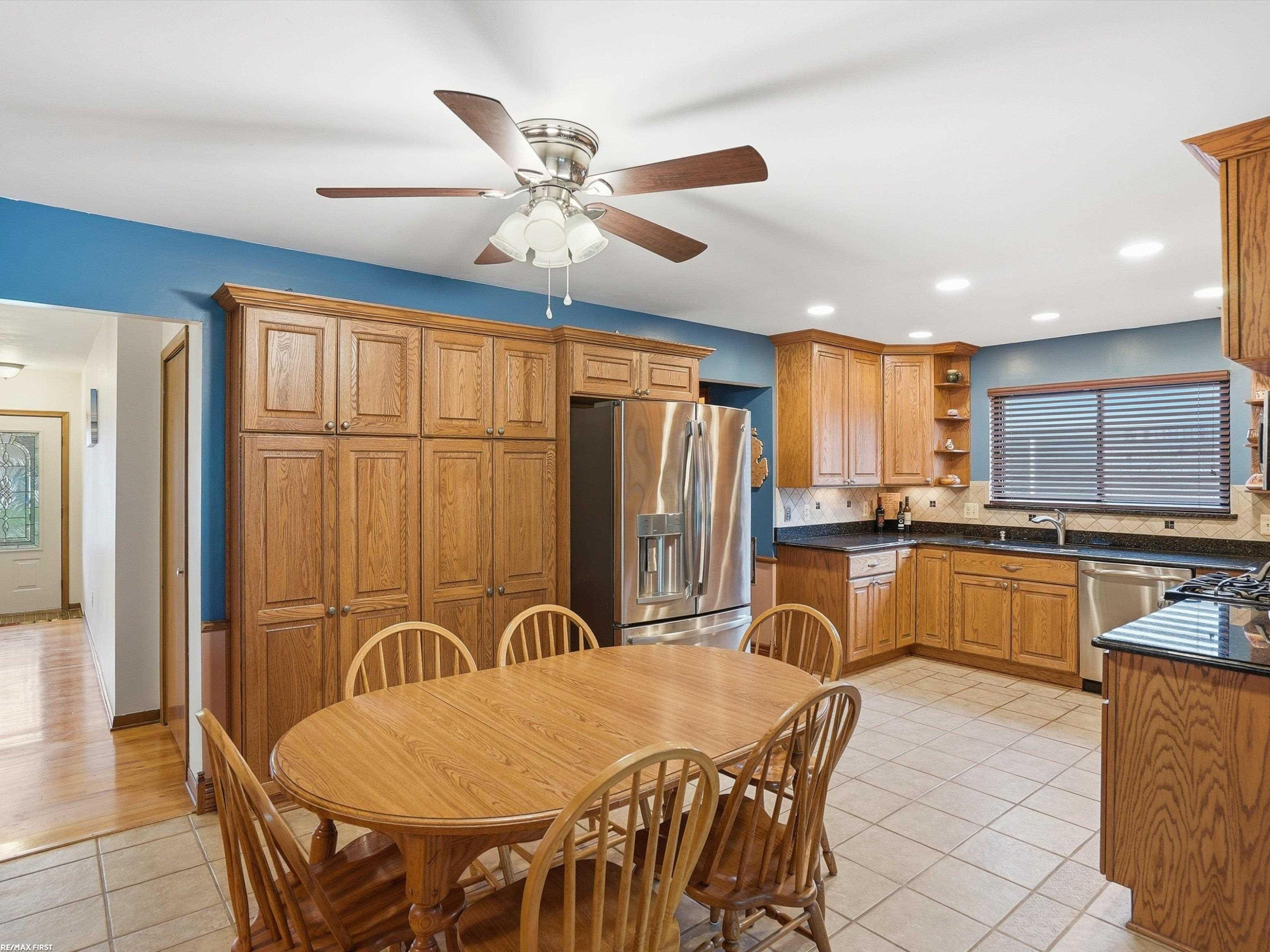 47431 Kathleen Road, Macomb, MI 48044 — Photo 10