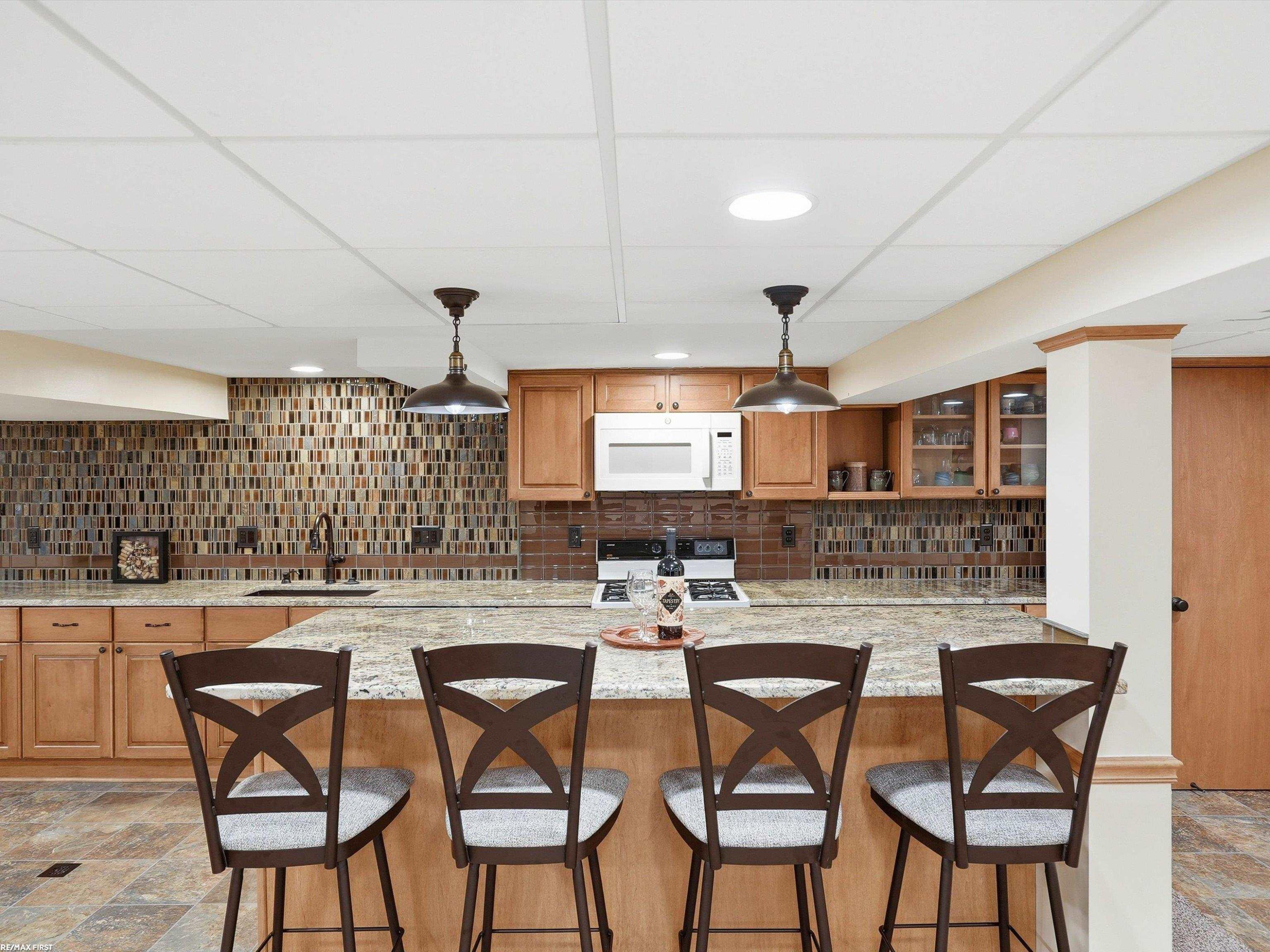 47431 Kathleen Road, Macomb, MI 48044 — Photo 32