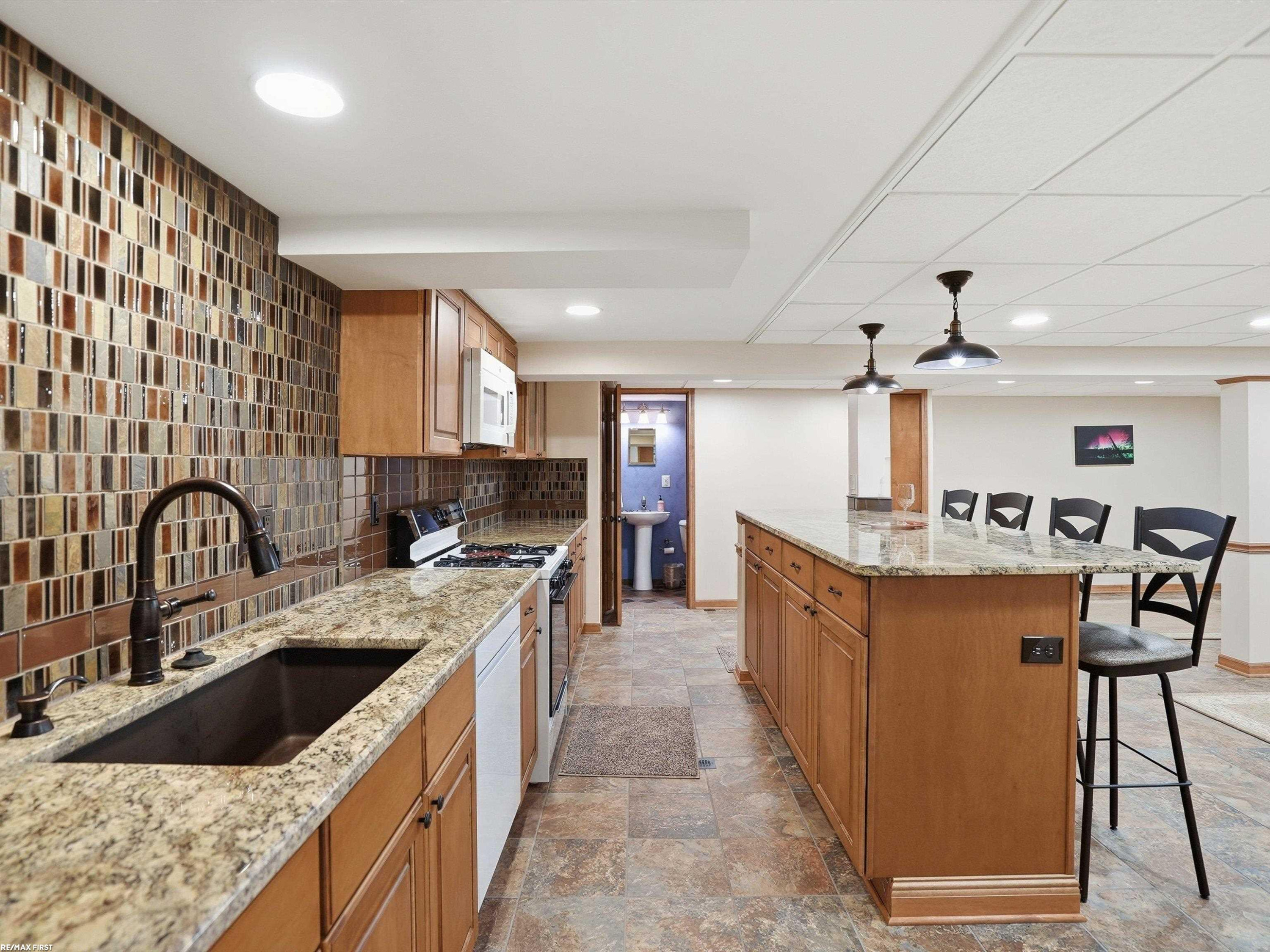 47431 Kathleen Road, Macomb, MI 48044 — Photo 35