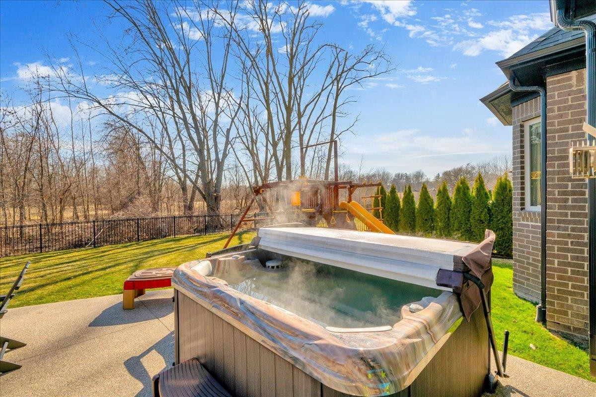 35786 Kilkenny Drive, New Baltimore, MI 48047 — Photo 48
