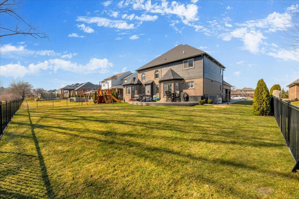 35786 Kilkenny Drive, New Baltimore, MI 48047 — Photo 52