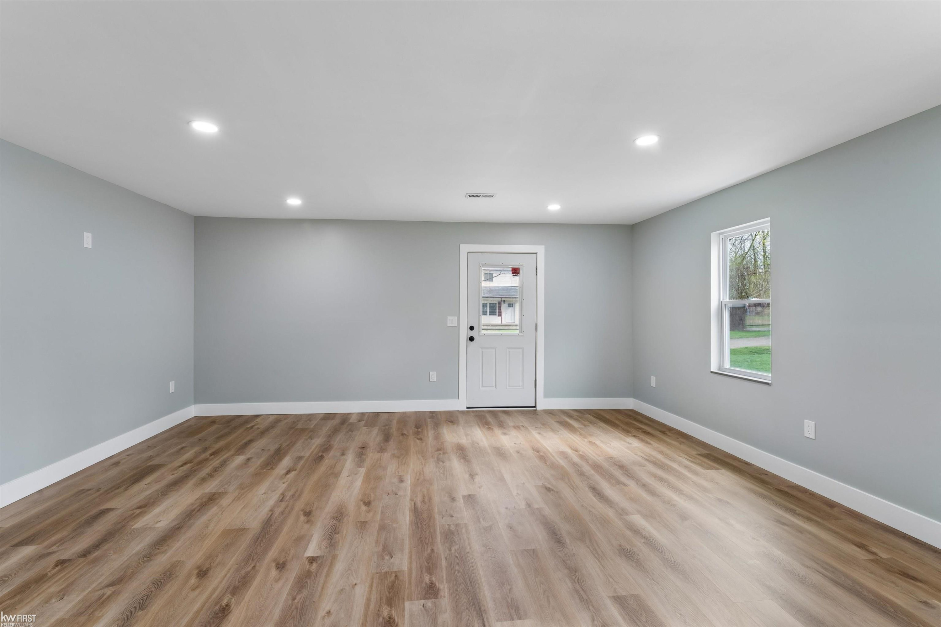 3145 Gracelawn Avenue, Mount Morris, MI 48504 — Photo 5