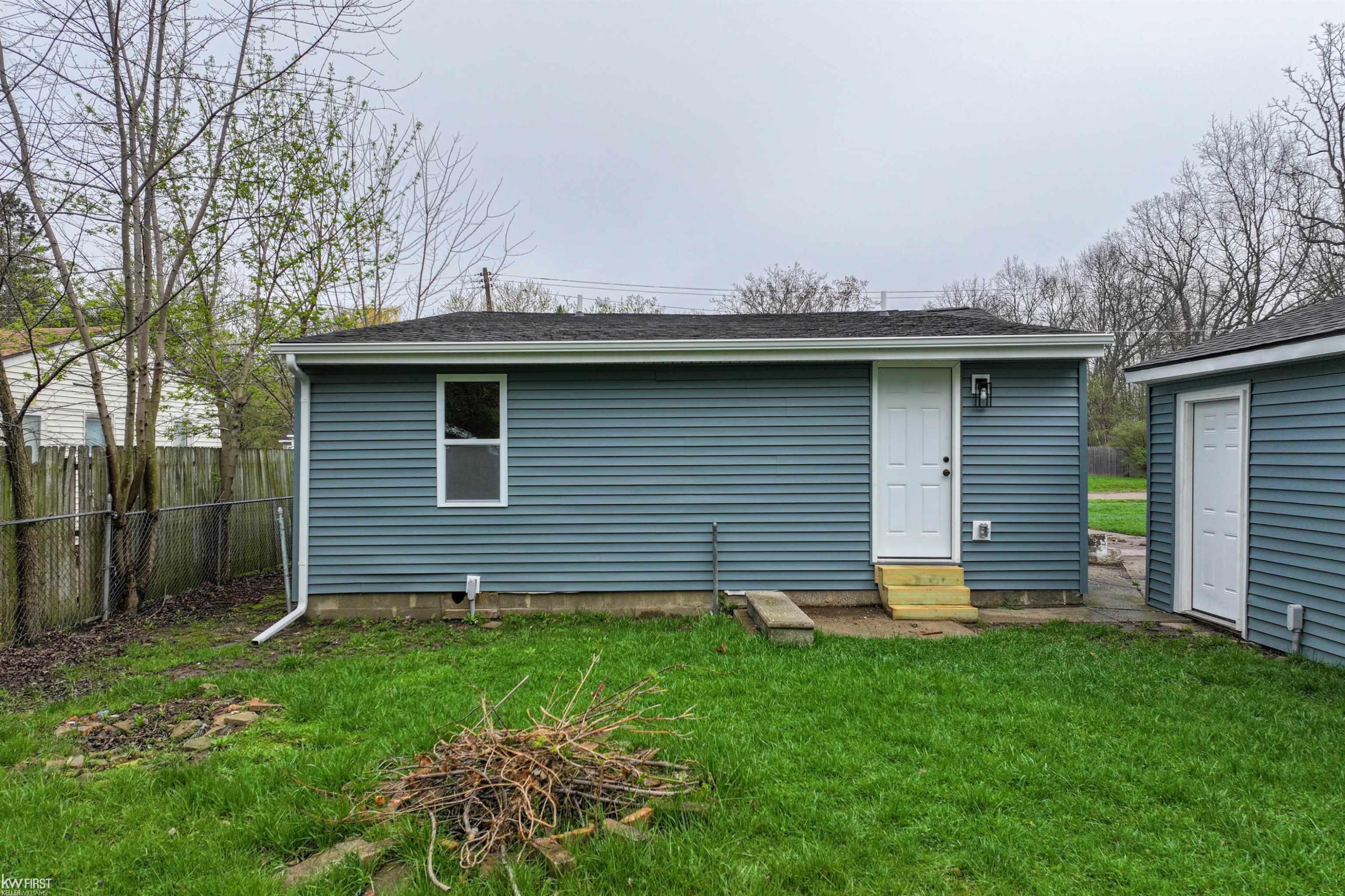 3145 Gracelawn Avenue, Mount Morris, MI 48504 — Photo 24