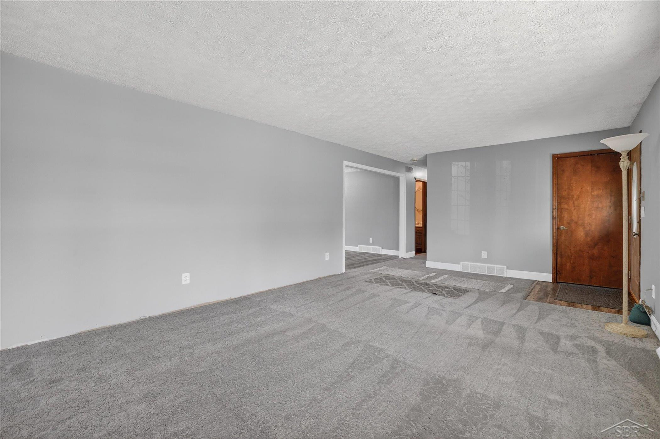 340 Winthrop Lane, Saginaw, MI 48638 — Photo 9