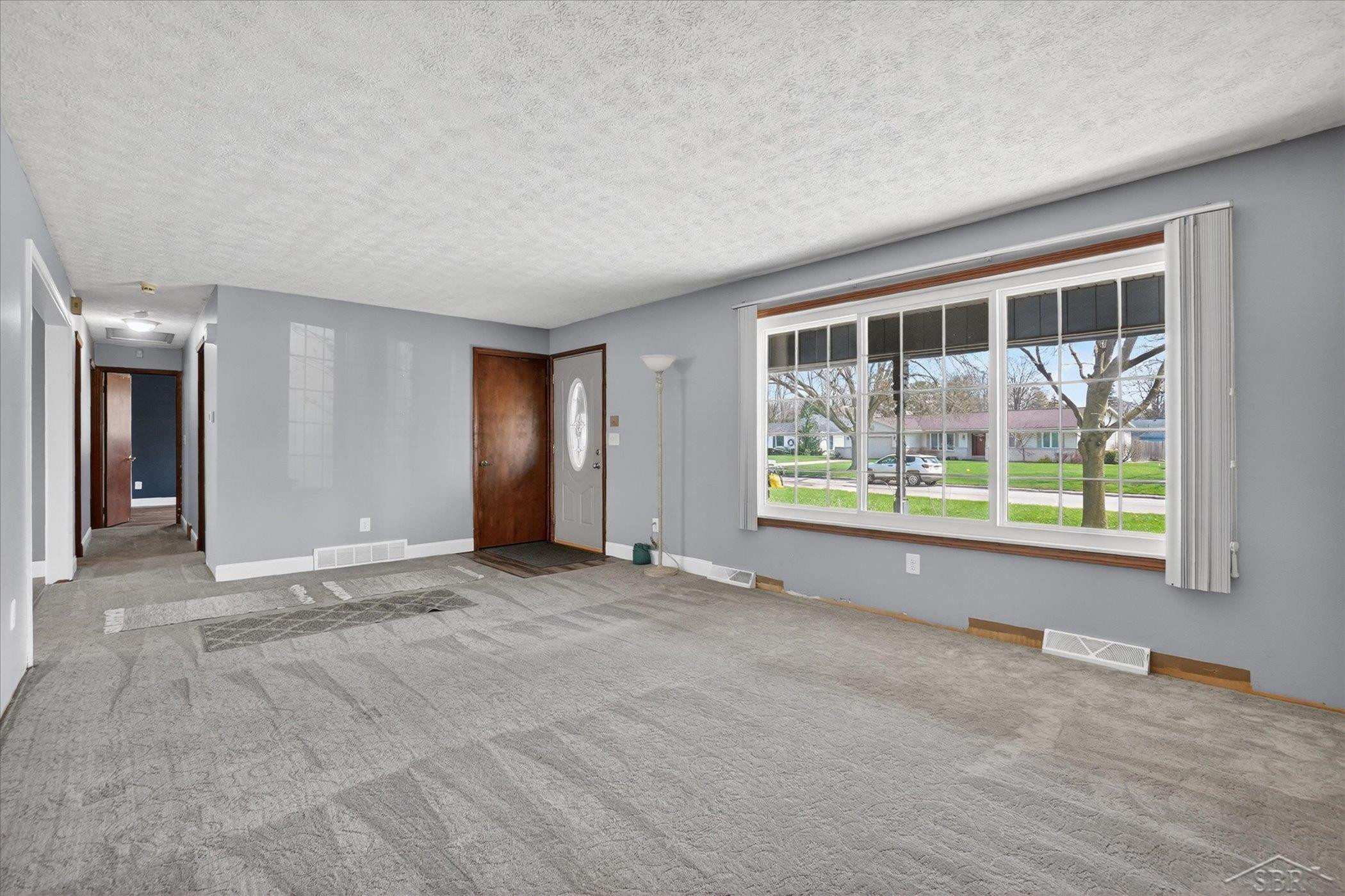 340 Winthrop Lane, Saginaw, MI 48638 — Photo 10