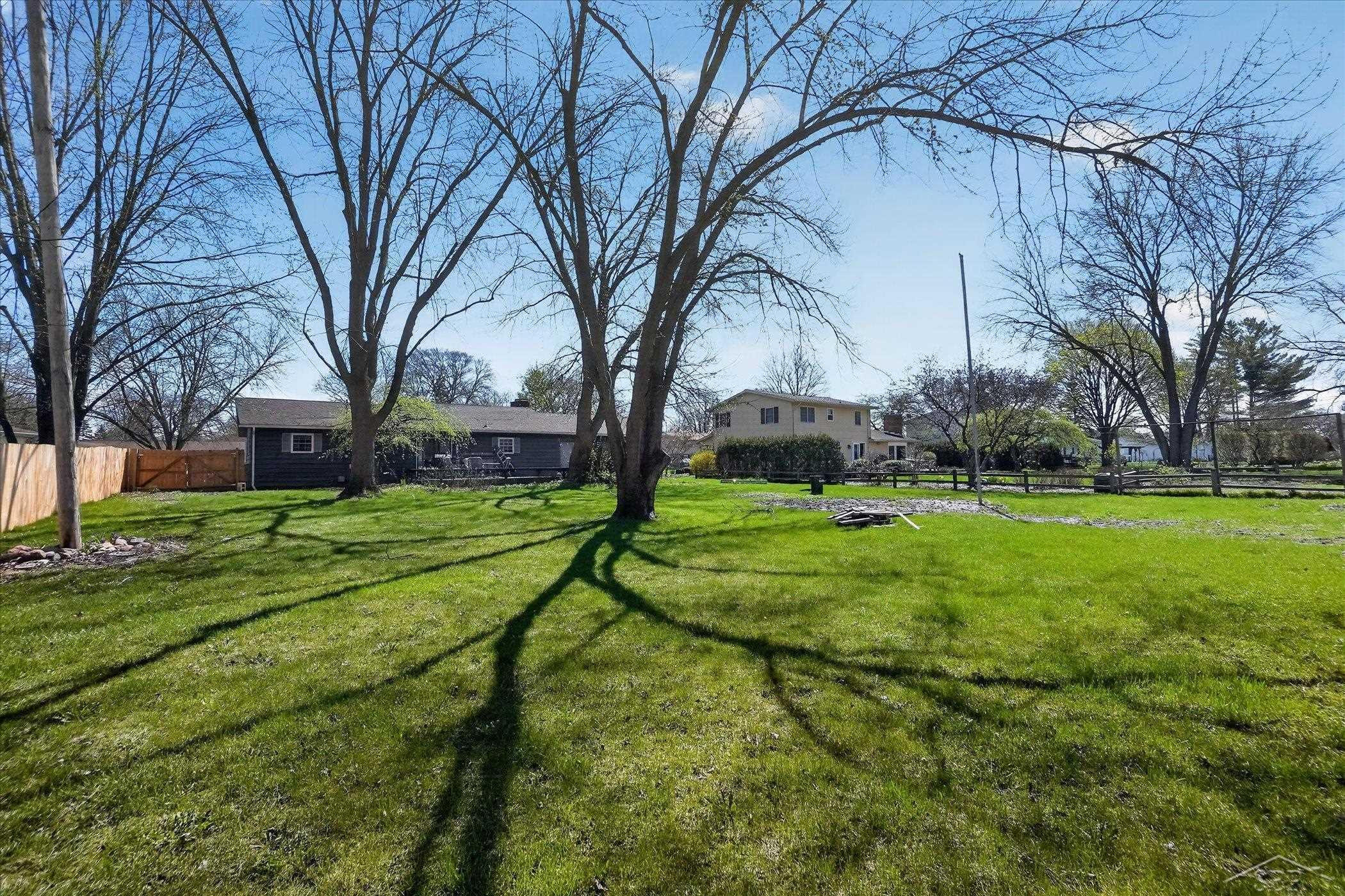 340 Winthrop Lane, Saginaw, MI 48638 — Photo 33