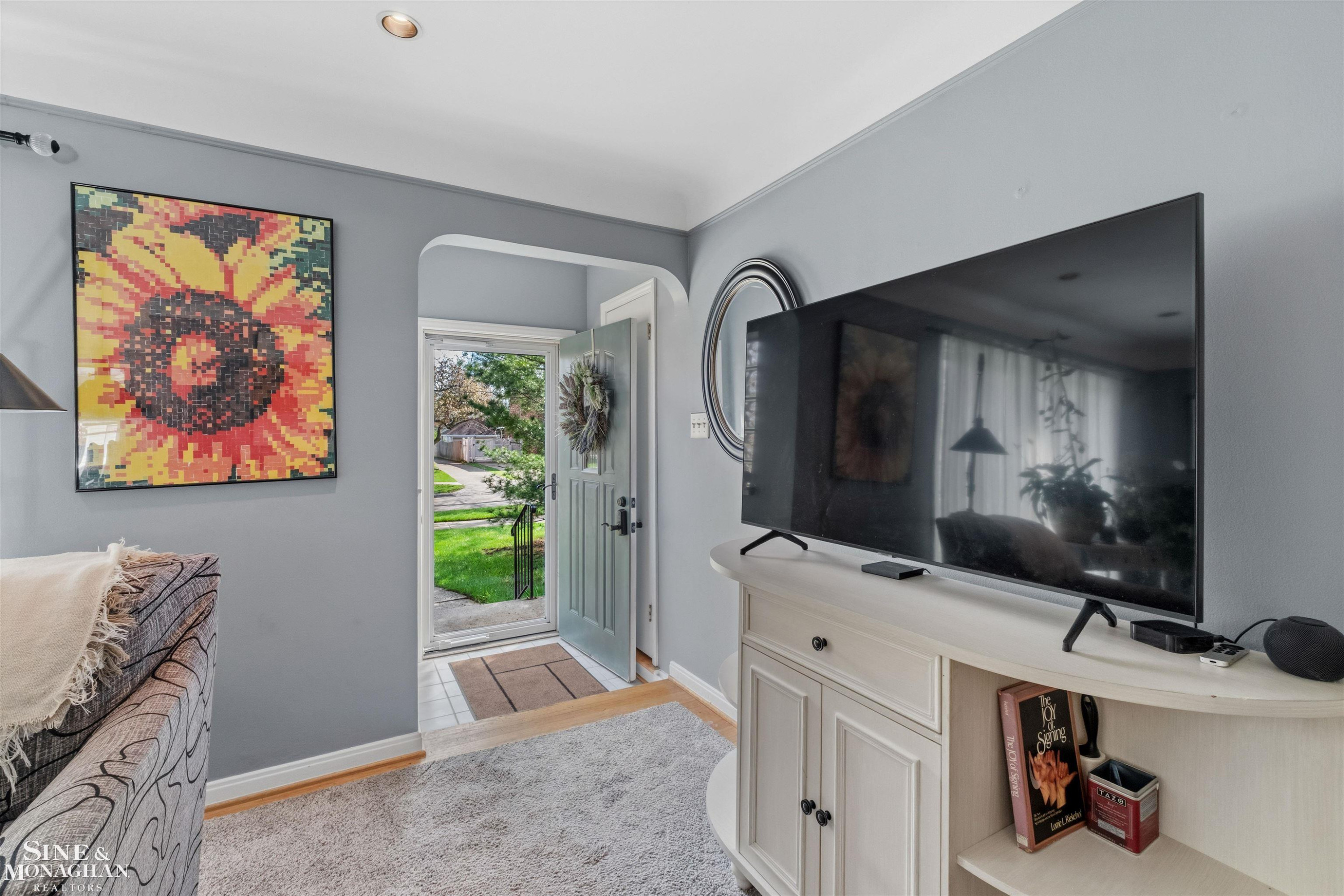 833 University Place, Grosse Pointe, MI 48230 — Photo 6