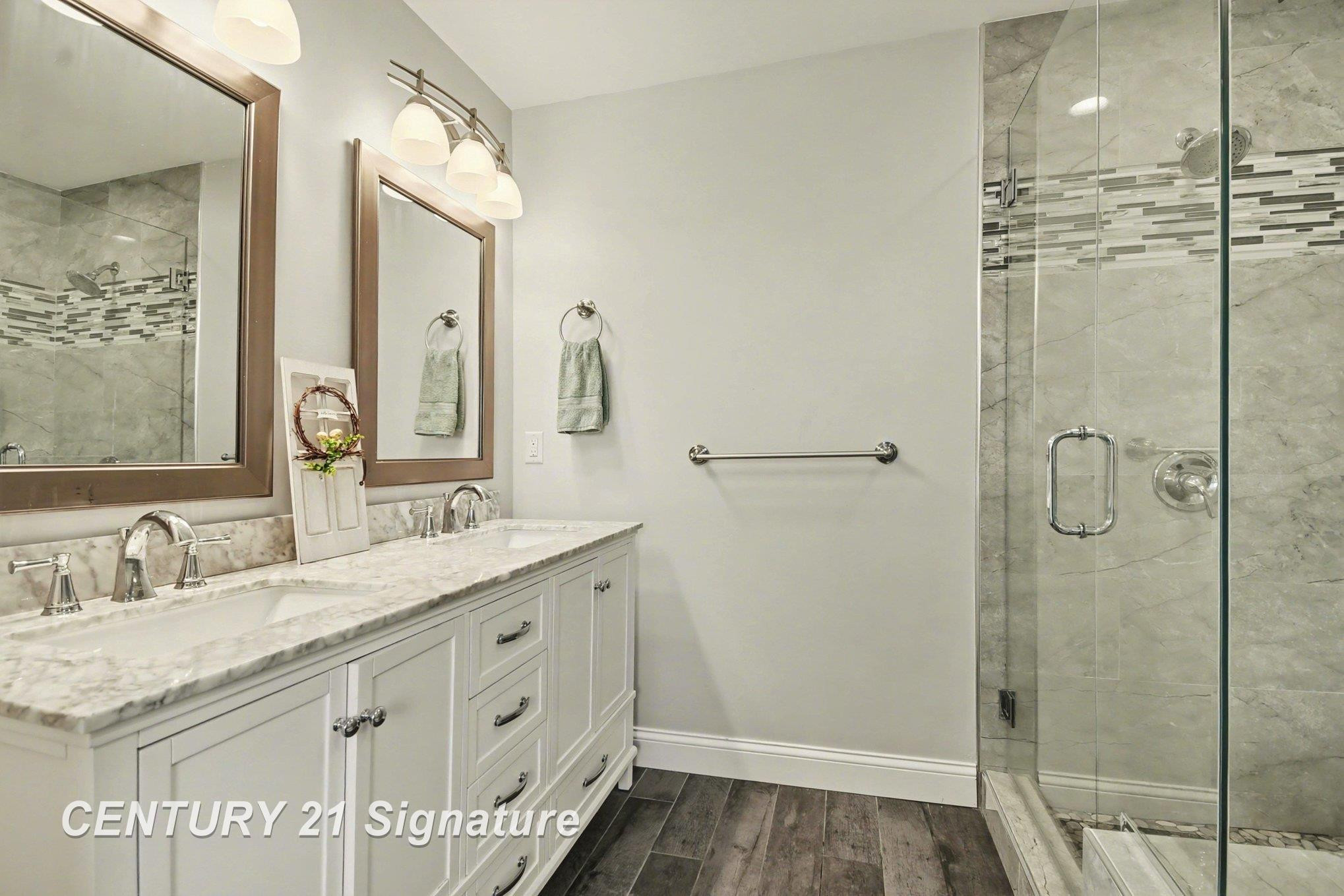 8679 Gilmour Lane, Freeland, MI 48623 — Photo 17