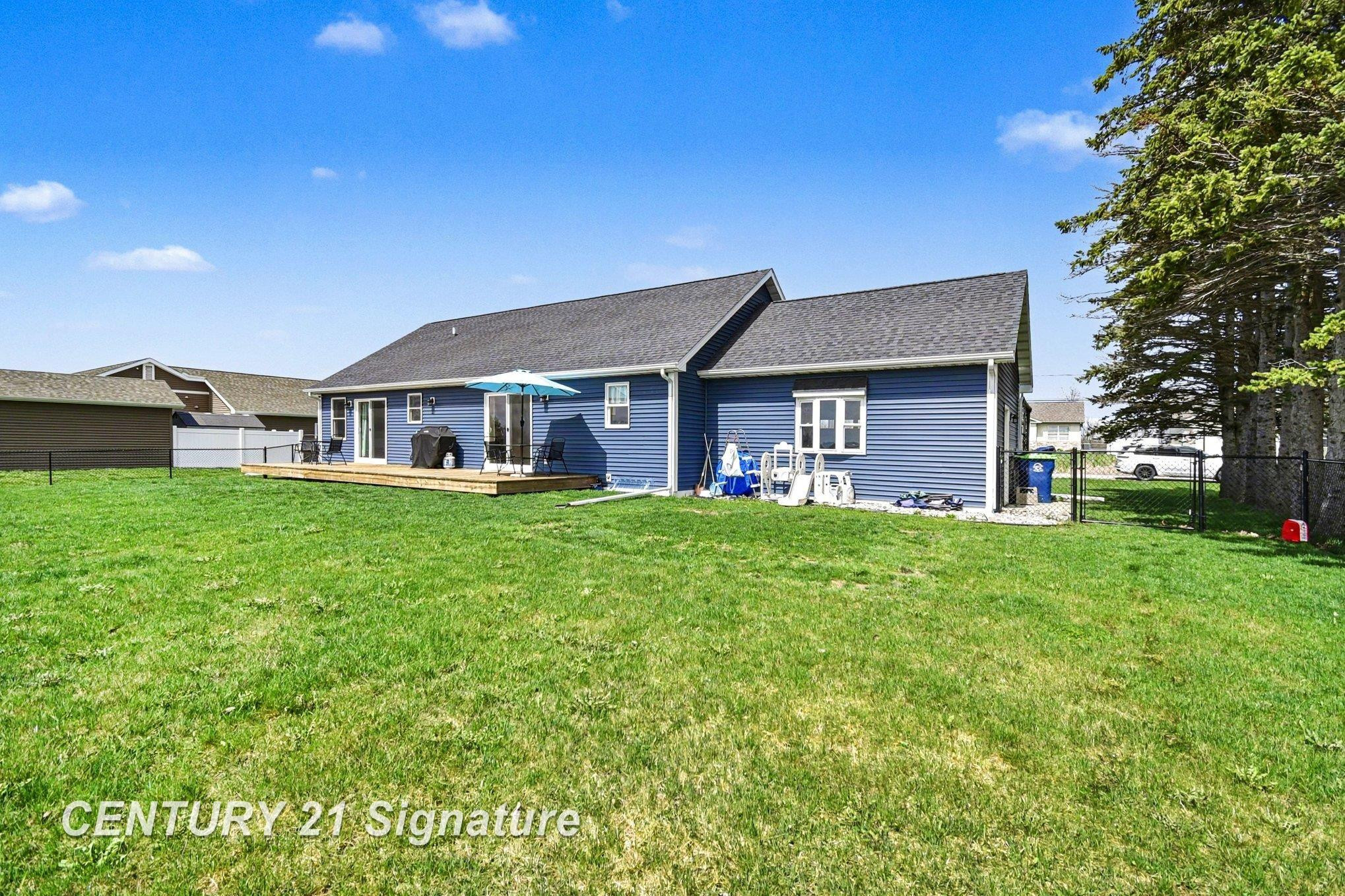 8679 Gilmour Lane, Freeland, MI 48623 — Photo 25