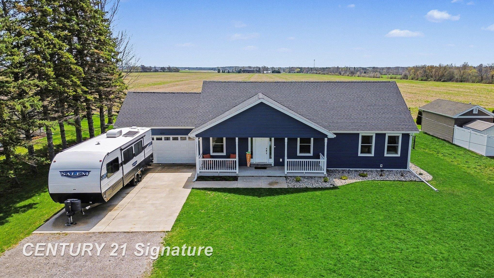 8679 Gilmour Lane, Freeland, MI 48623 — Photo 28
