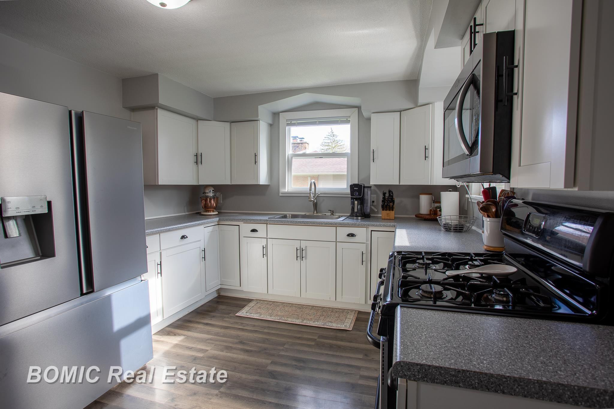 215 Washington Street, Vassar, MI 48768 — Photo 2